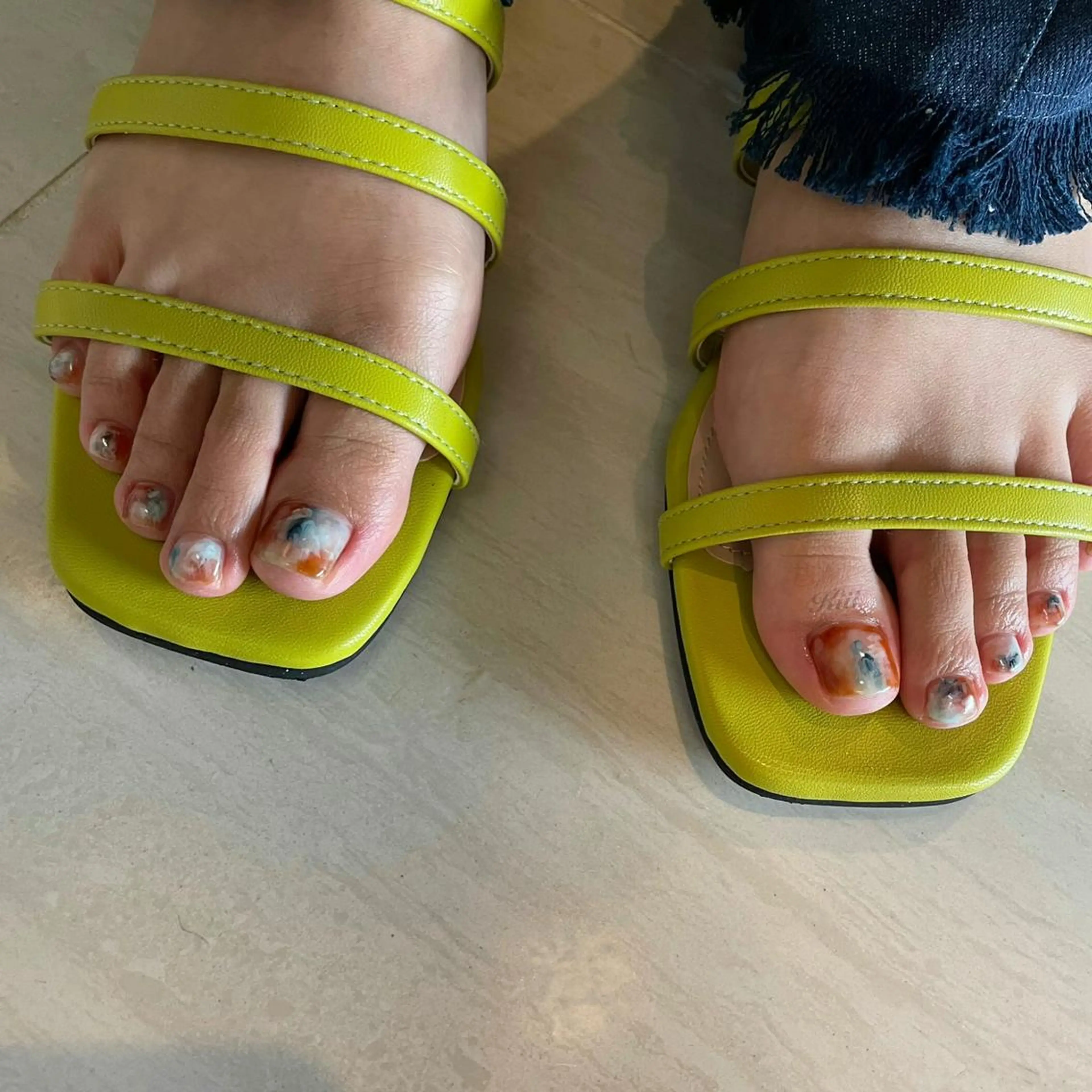 ネイル フットネイル ハンドネイル フットネイル kiii.__ ✴︎*のネイルデザイン