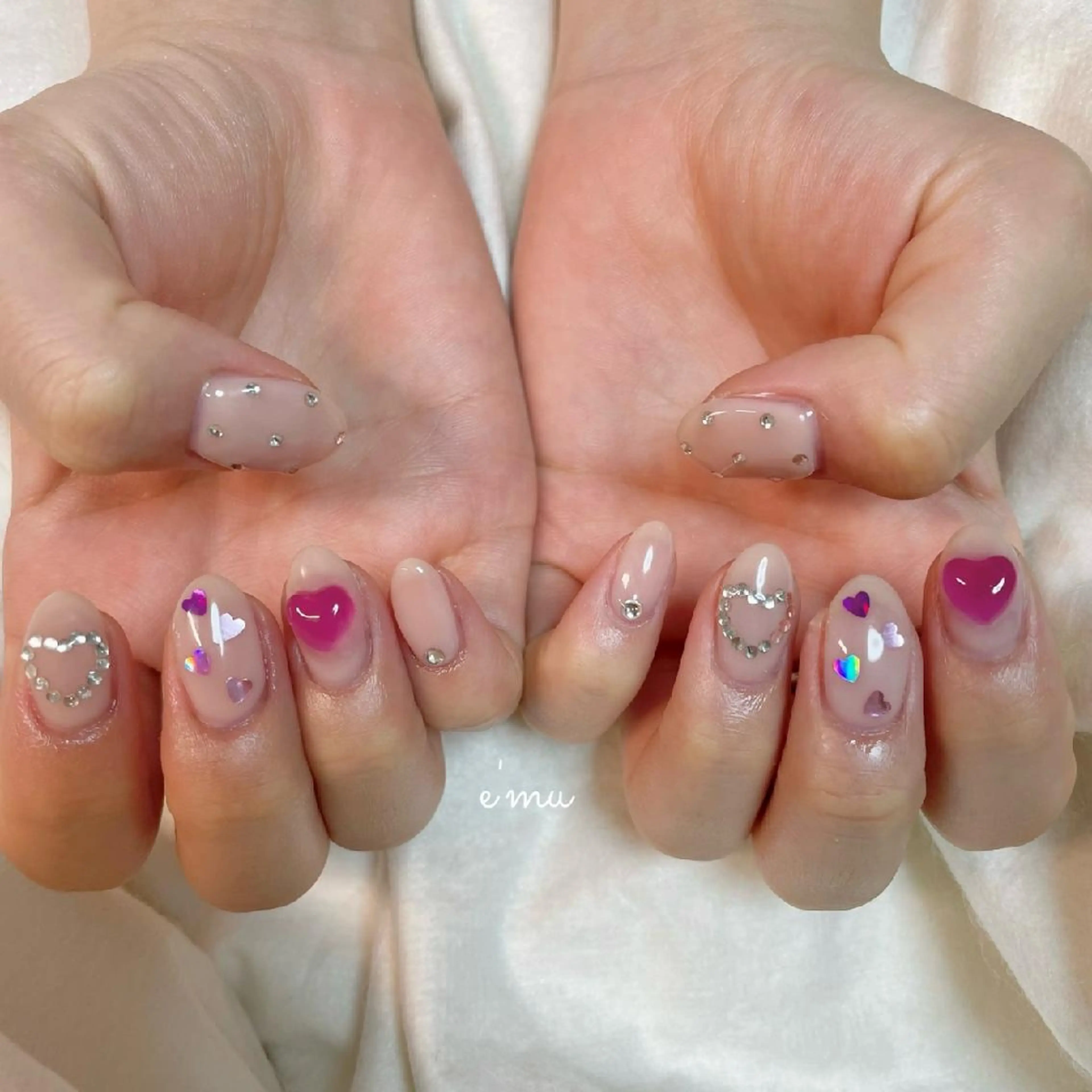 ネイル ガーリー ハート nail salon e'mu💐のネイルデザイン