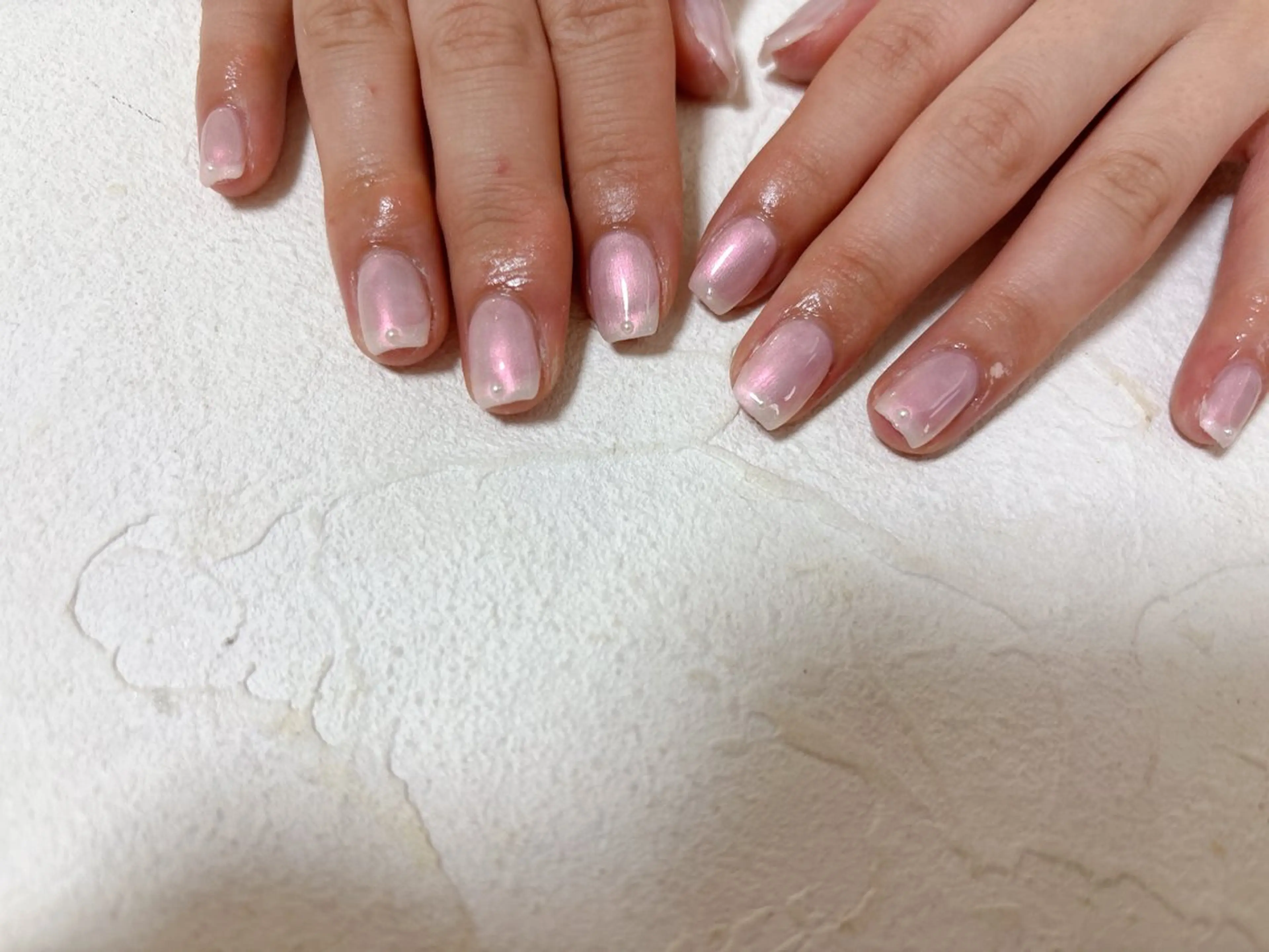 ネイル オーロラネイル フットネイル フレンチネイル ジェルネイル マグネットネイル ハンドネイル mogunail &blowのネイルデザイン