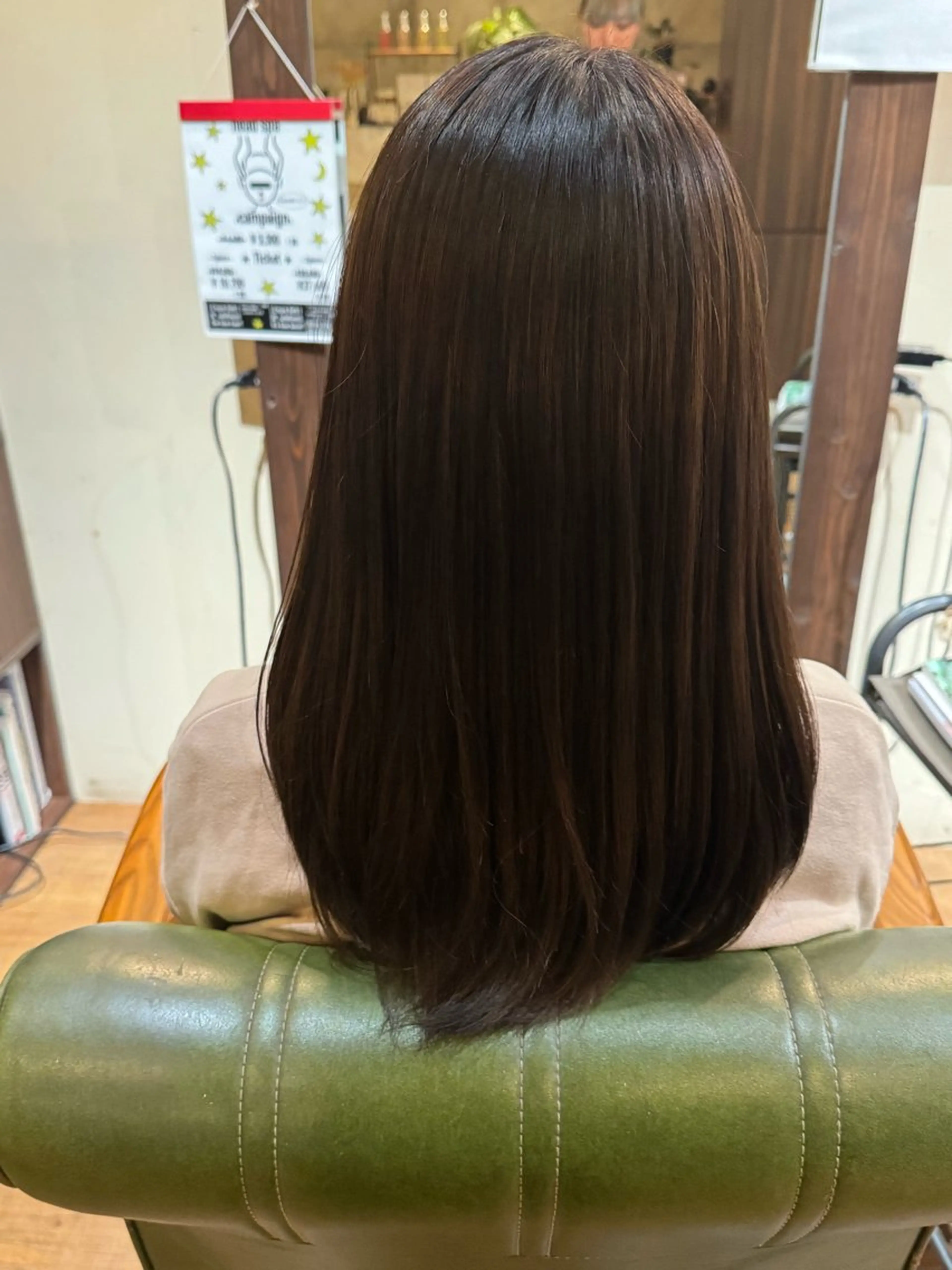 セミロング カラー ブラウンカラー 透明感カラー なぎさ/ﾏﾂﾊﾟ ｽﾄﾚｰﾄ/ｶﾗｰのヘアスタイル