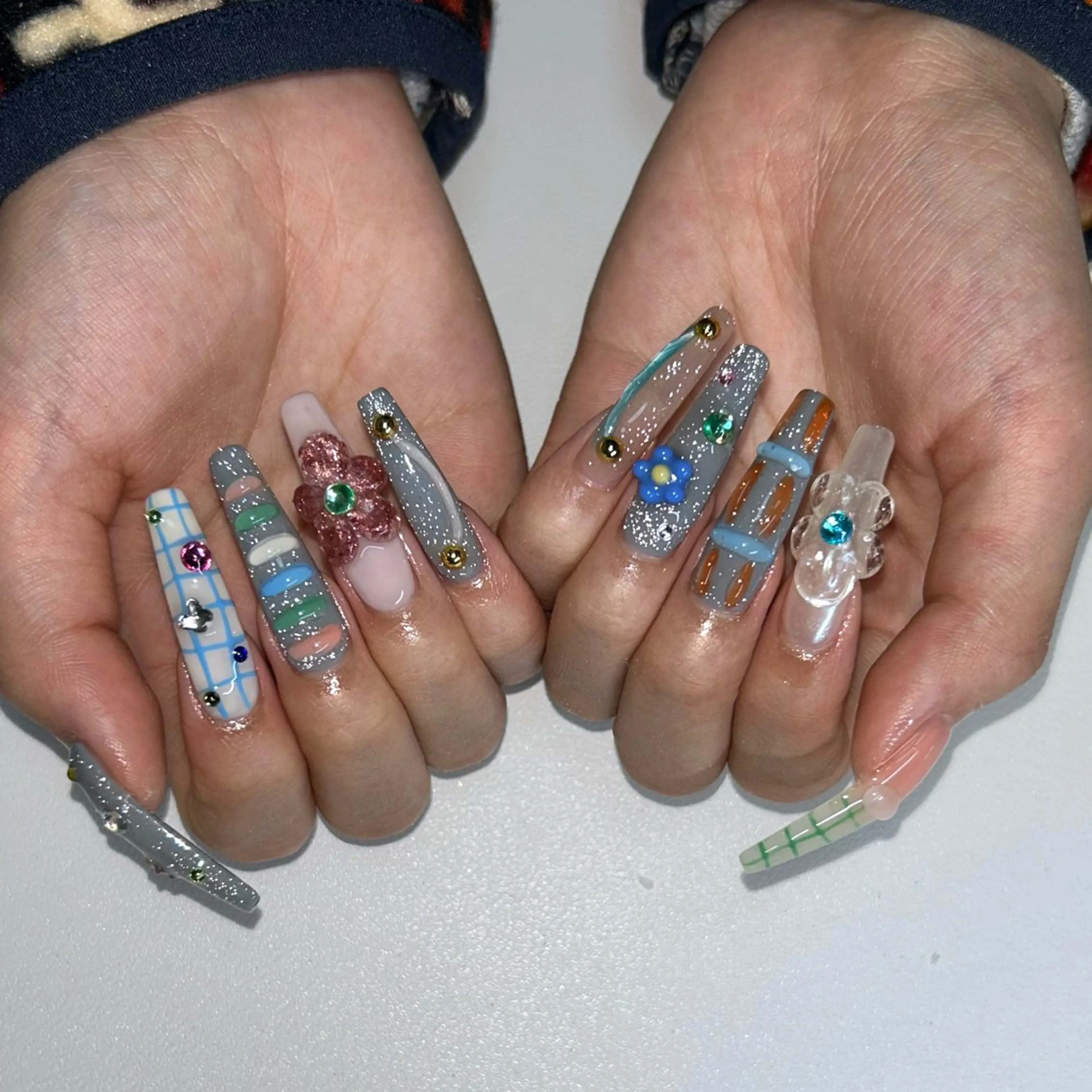 ネイル ロングネイル ハンドネイル alien girl所属・aliengirl Ayuのネイルデザイン