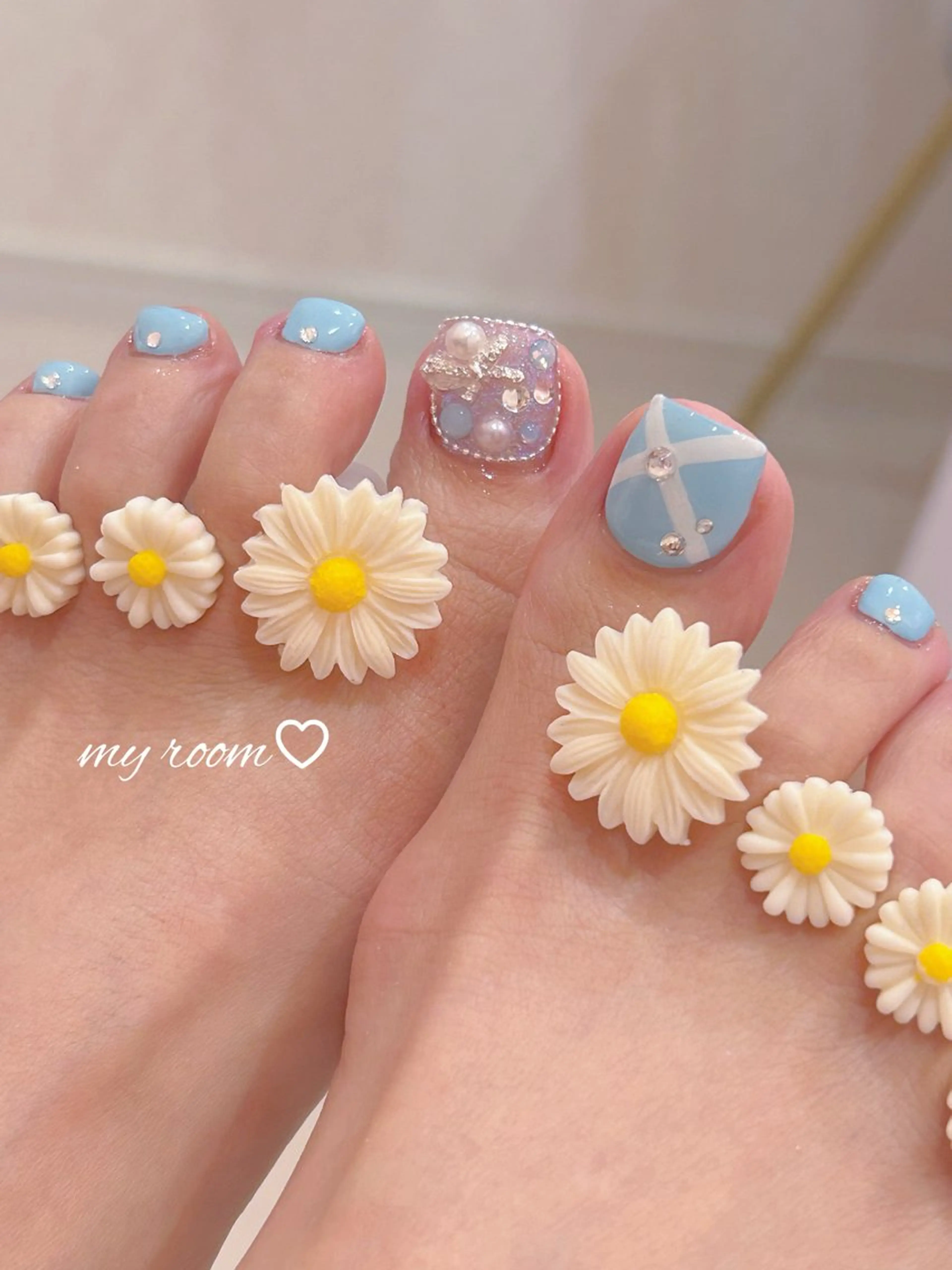 ネイル うるま市サロン Yuko Izawaのネイルデザイン