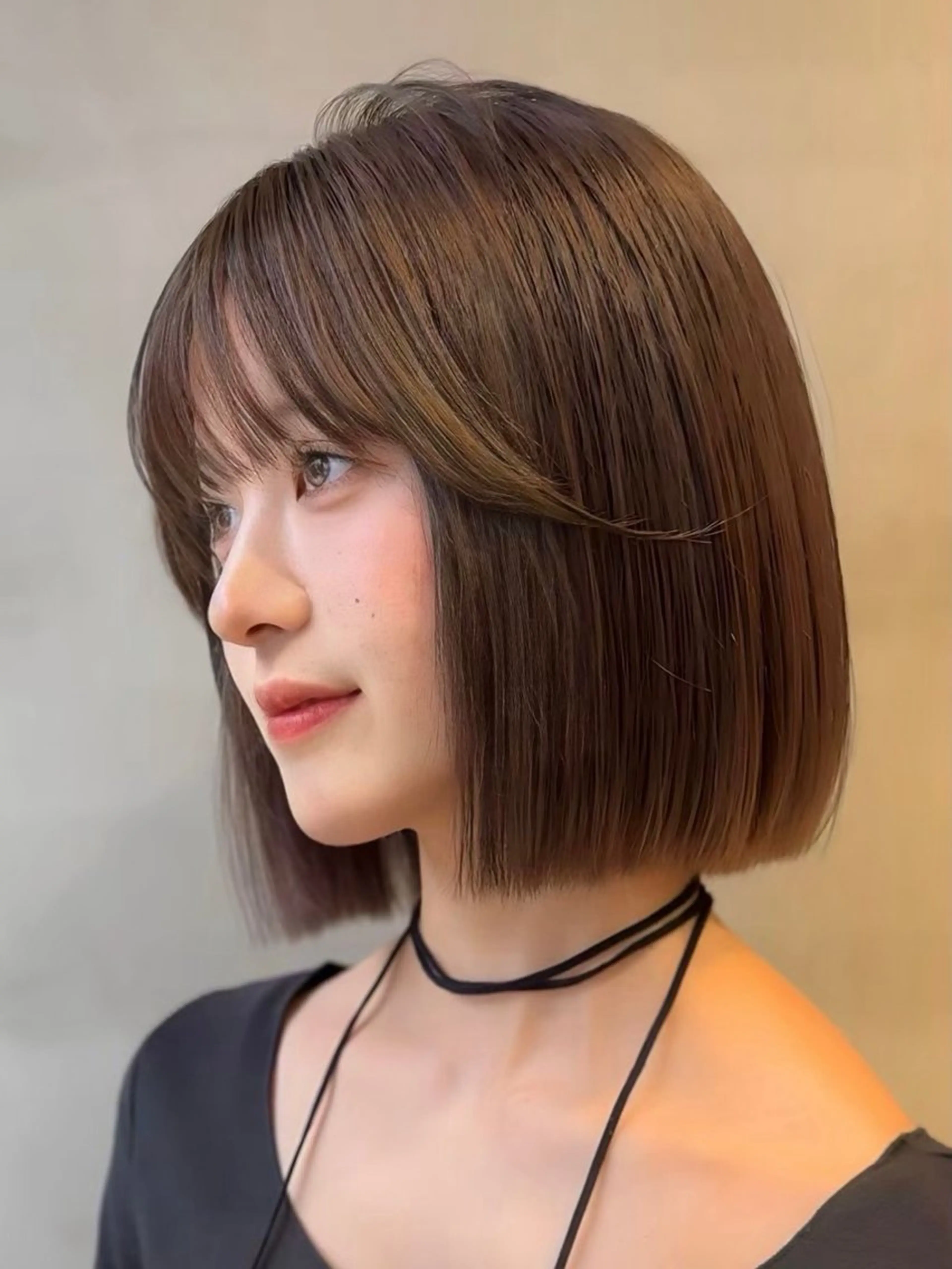 ミディアム カット ヘアカラー 縮毛矯正 トリートメント けいし🐬ボブ 美髪縮毛矯正のヘアスタイル