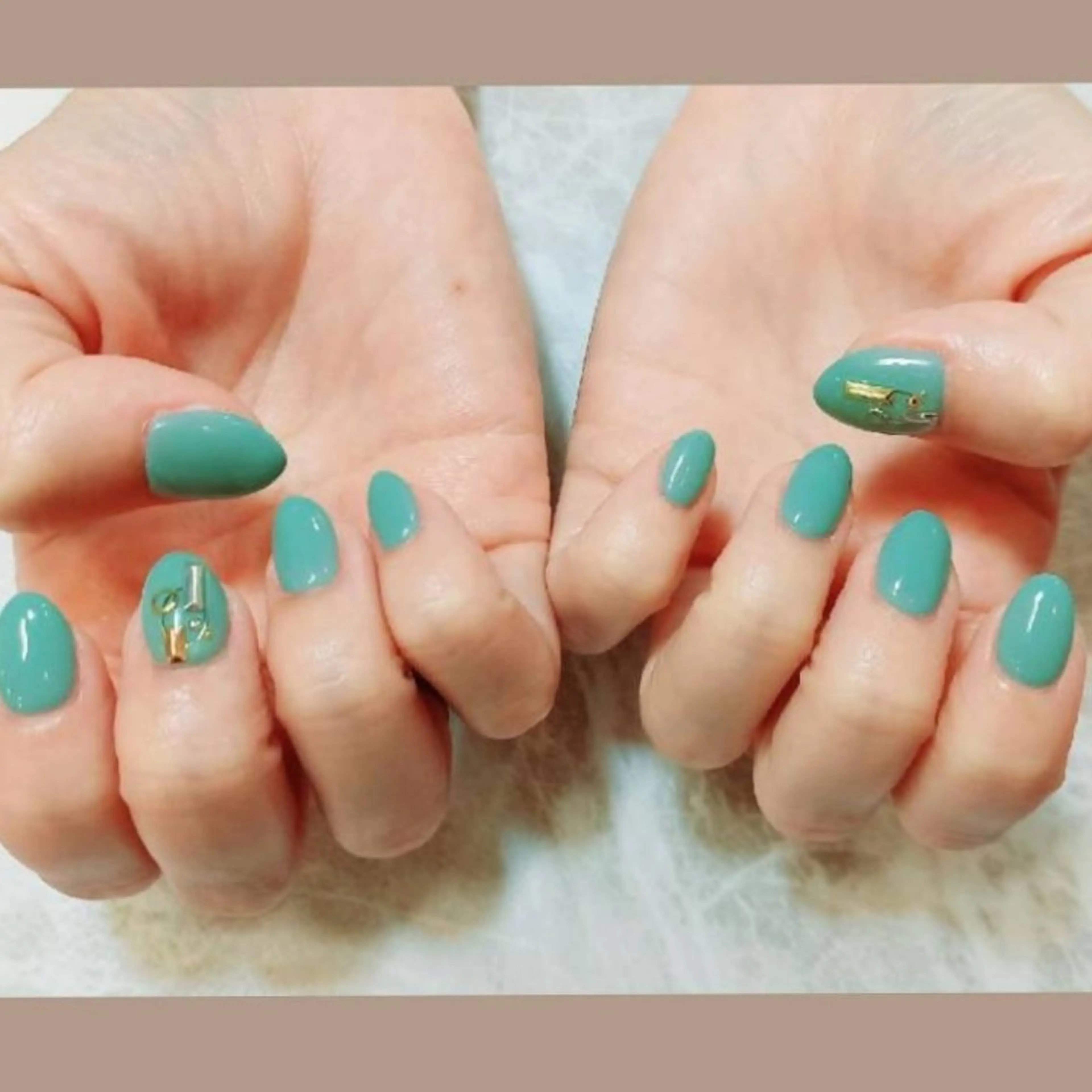 ネイル ハンドネイル 斎藤 Ri-na-il長浜のネイルデザイン