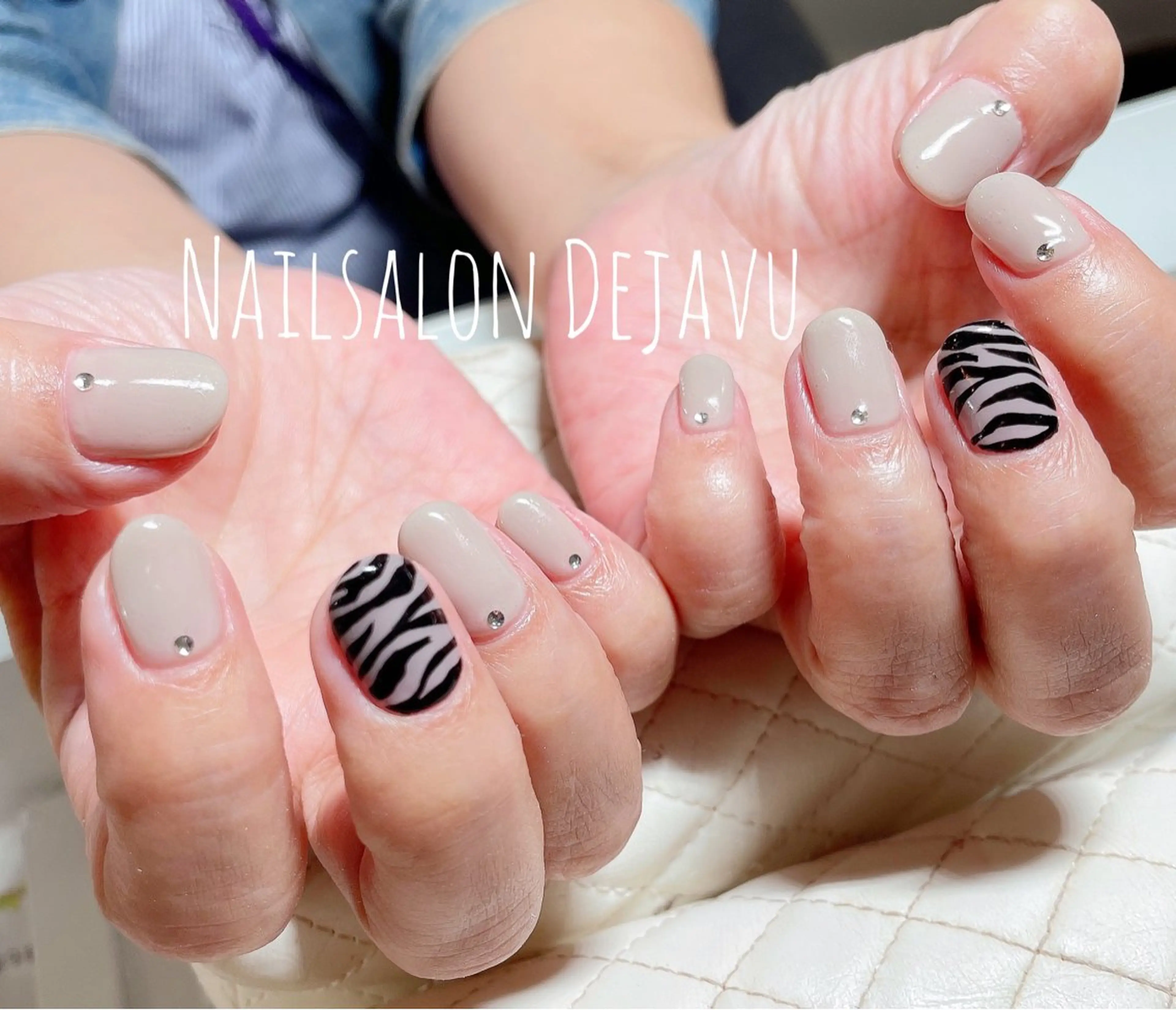 ネイル アニマル柄 アートネイル ハンドネイル Nailsalon Dejavuのネイルデザイン