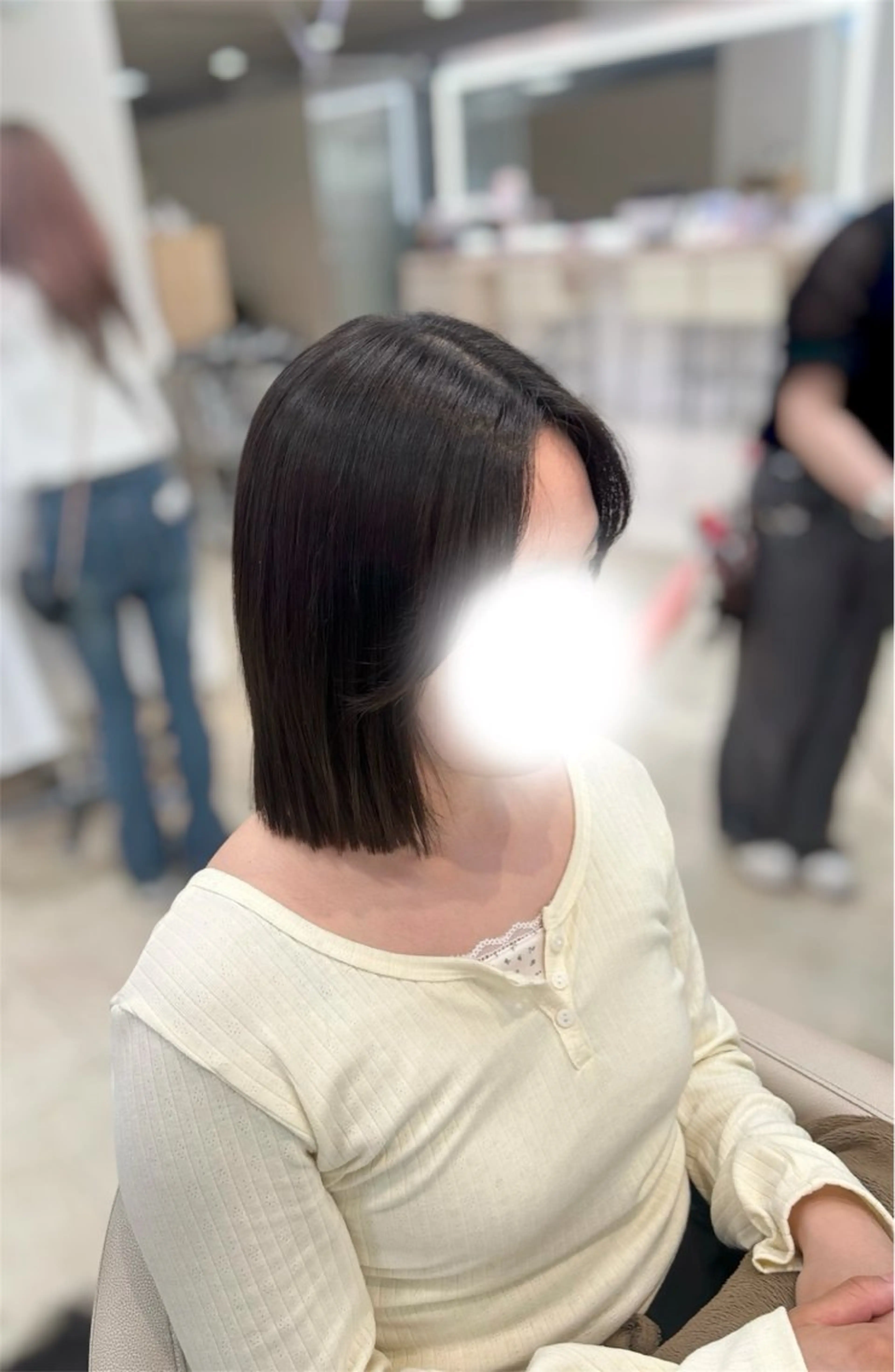 ショート カラー ボブ カット ヘアカラー ベージュ/つや髪/ レイヤー／ゆいなのヘアスタイル