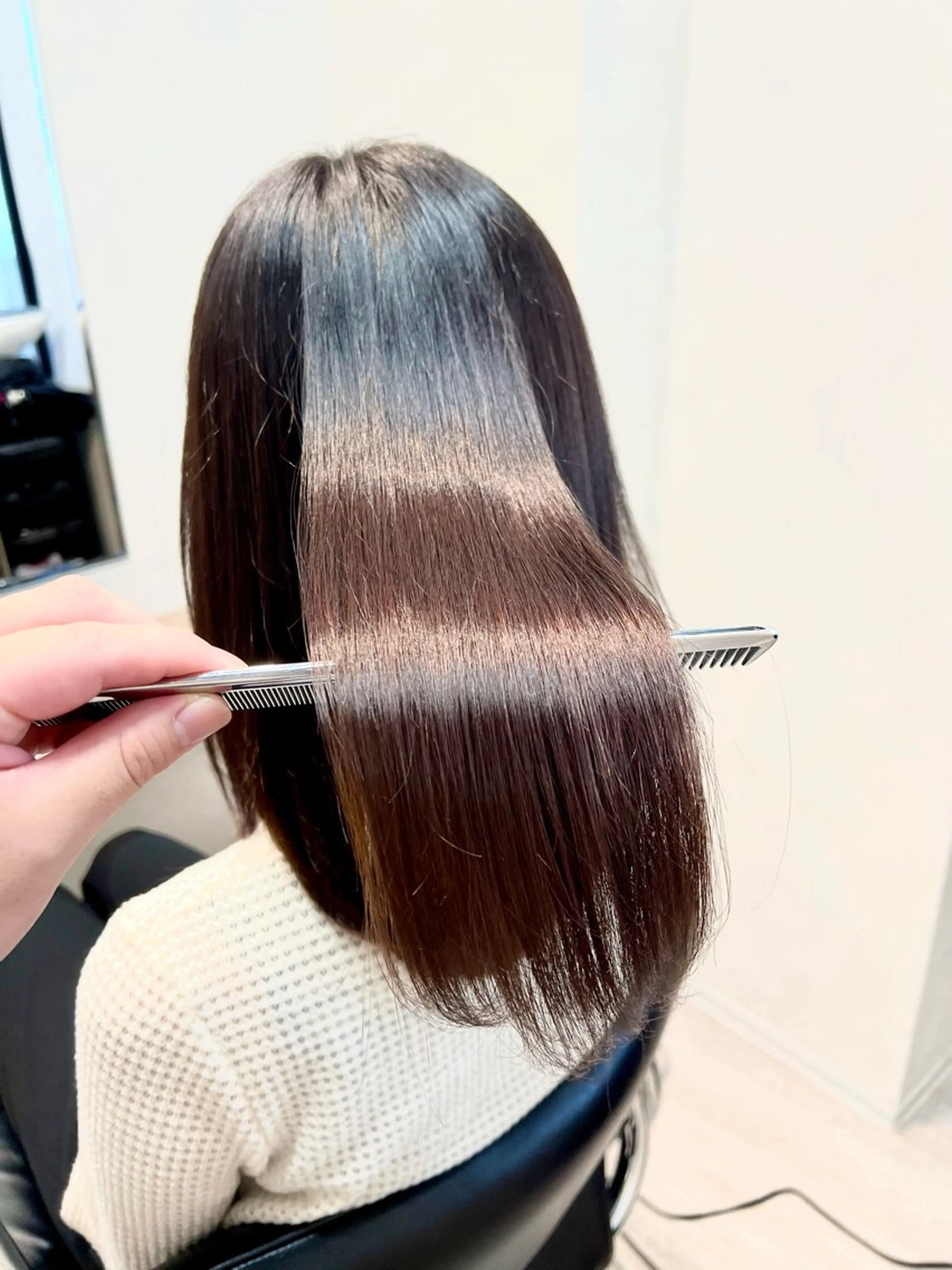ミディアム カラー パーマ 縮毛矯正/ レイヤー/ミディアムのヘアスタイル