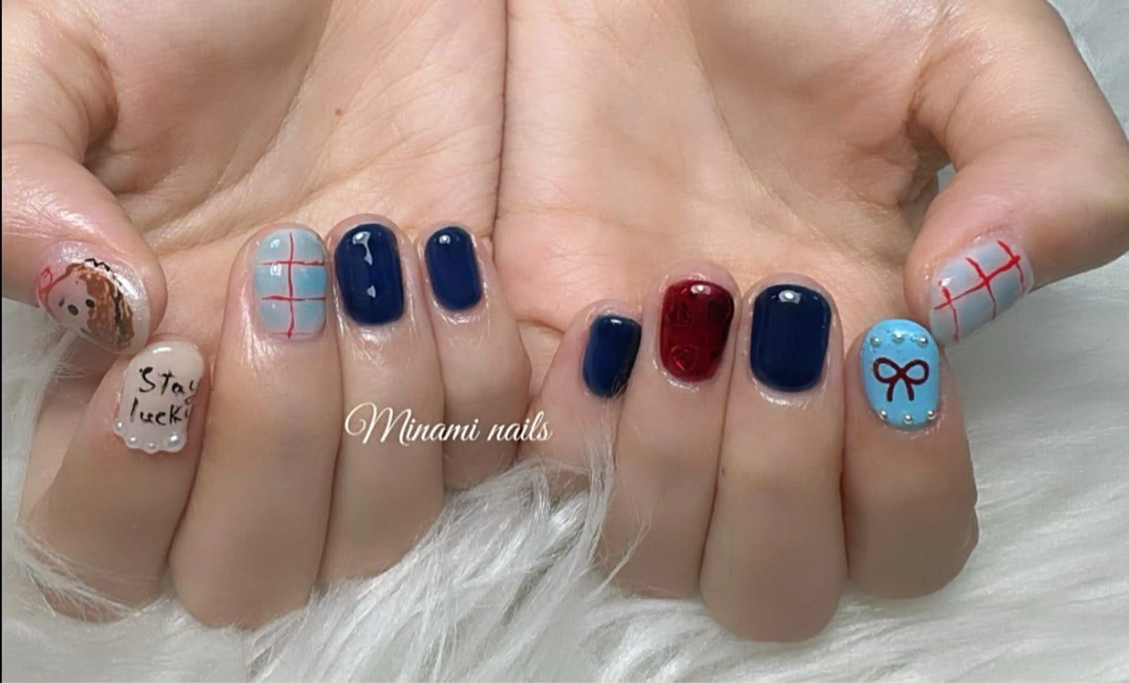 ネイル アートネイル ガーリー ハート 水色 赤色 Minami Nailsのネイルデザイン