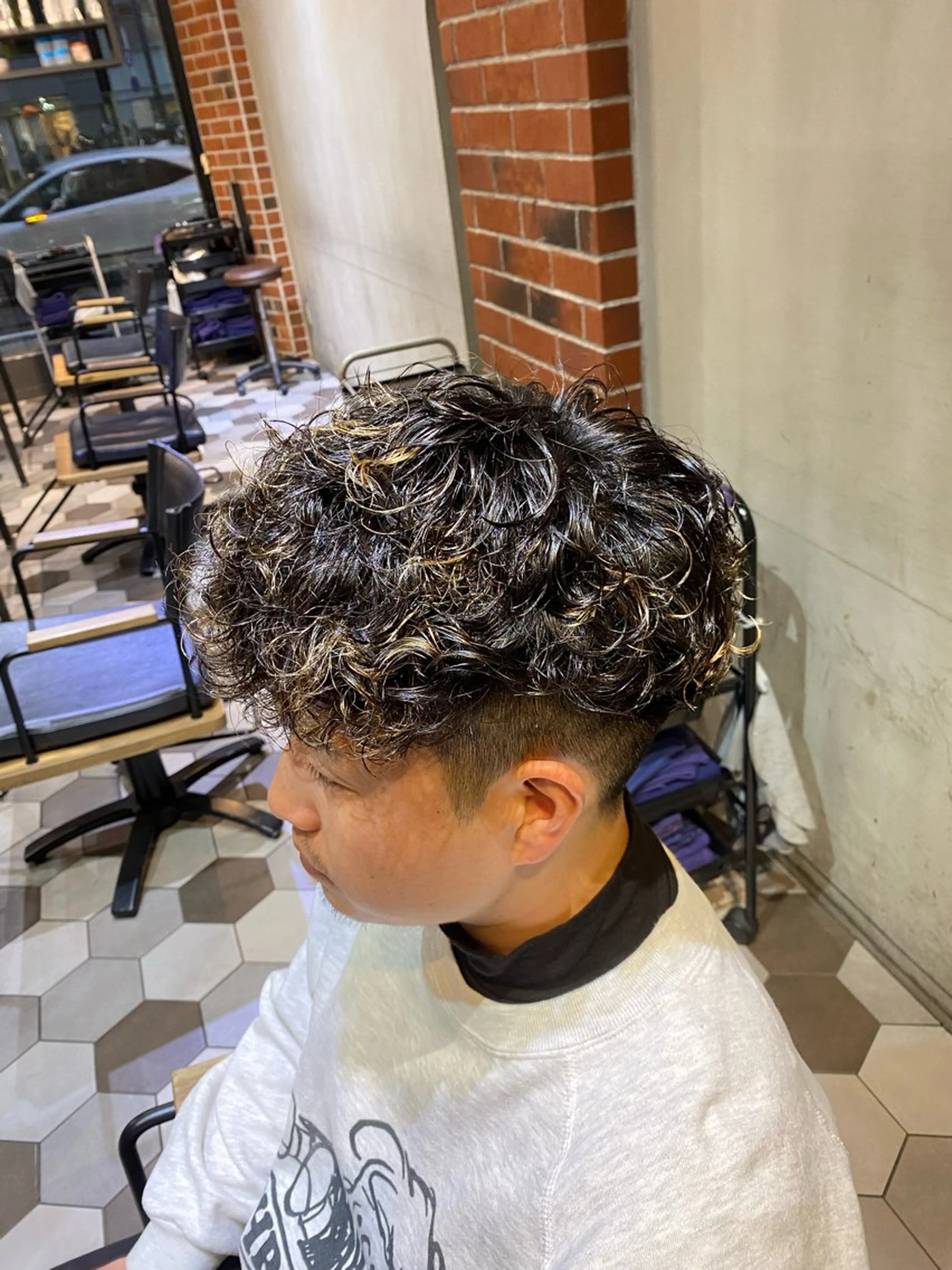 ショート パーマ メンズ カット パーマ 大阪/メンズパーマ /海外風/江﨑翔のヘアスタイル