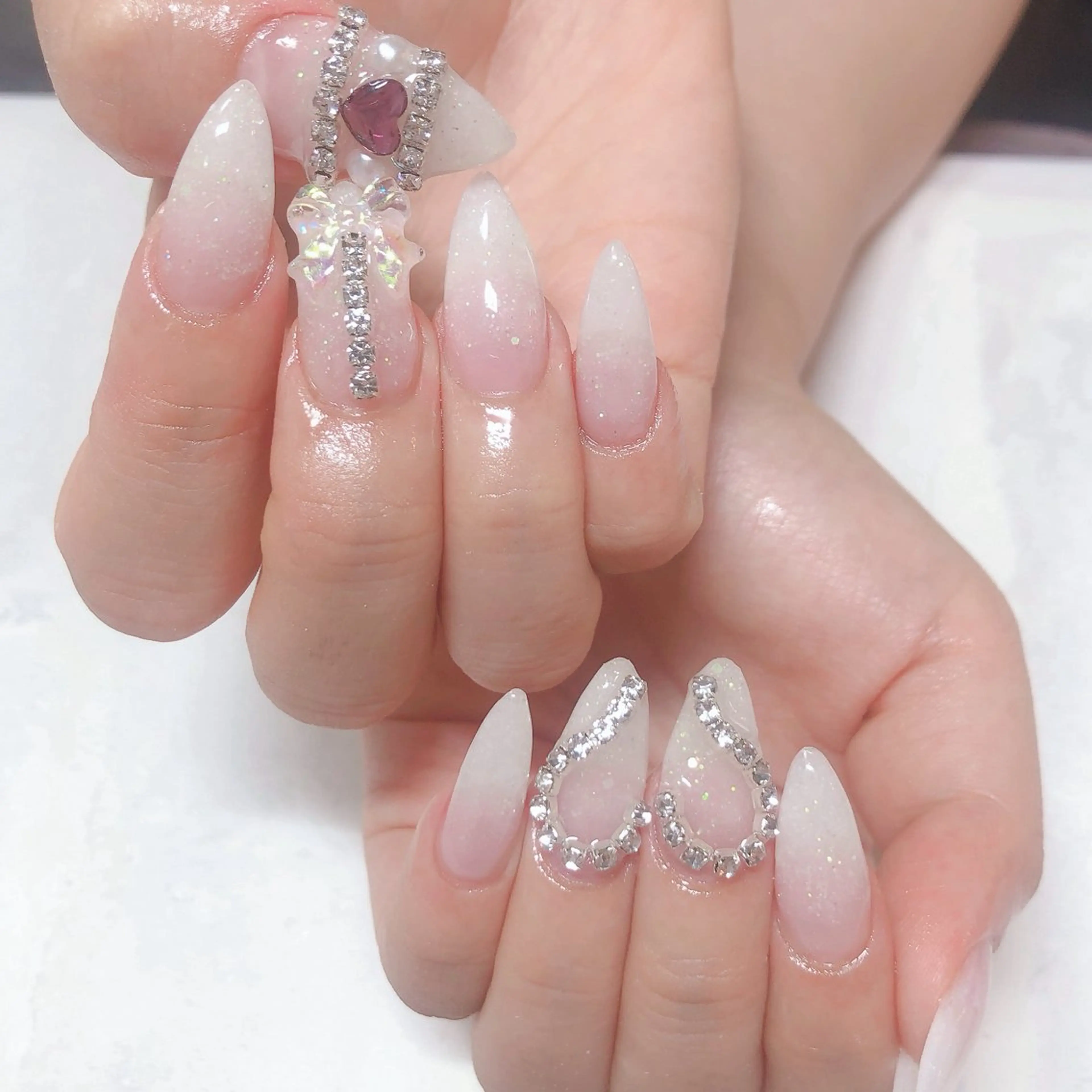 ネイル nail saron Aphrisのネイルデザイン