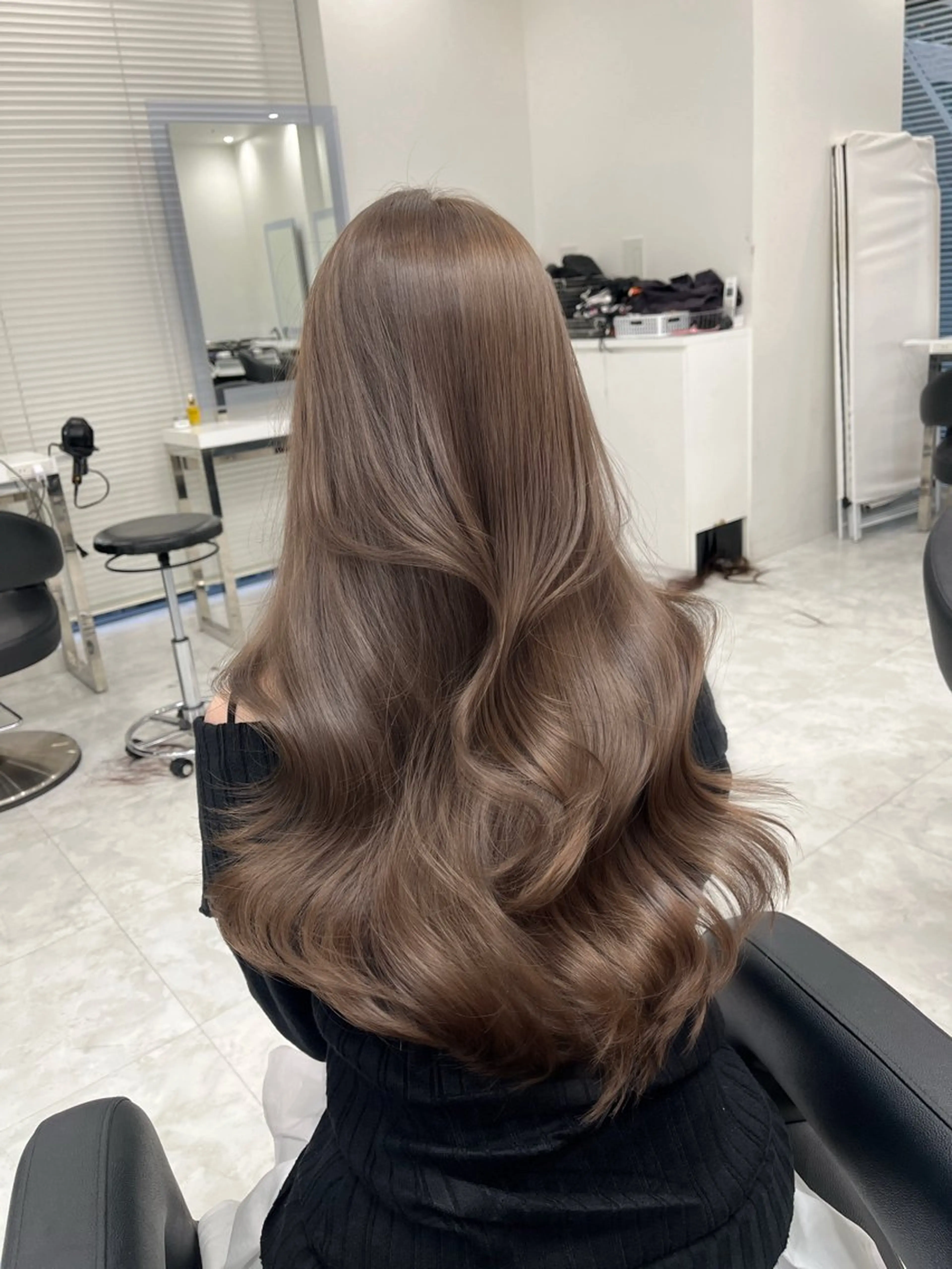 【🕯️人気NO.1🕯️】少し明るく韓国女子の大人っぽな透明感ベージュ🤍ブリーチなしダブルカラー➕オリジナルTr🤍の写真