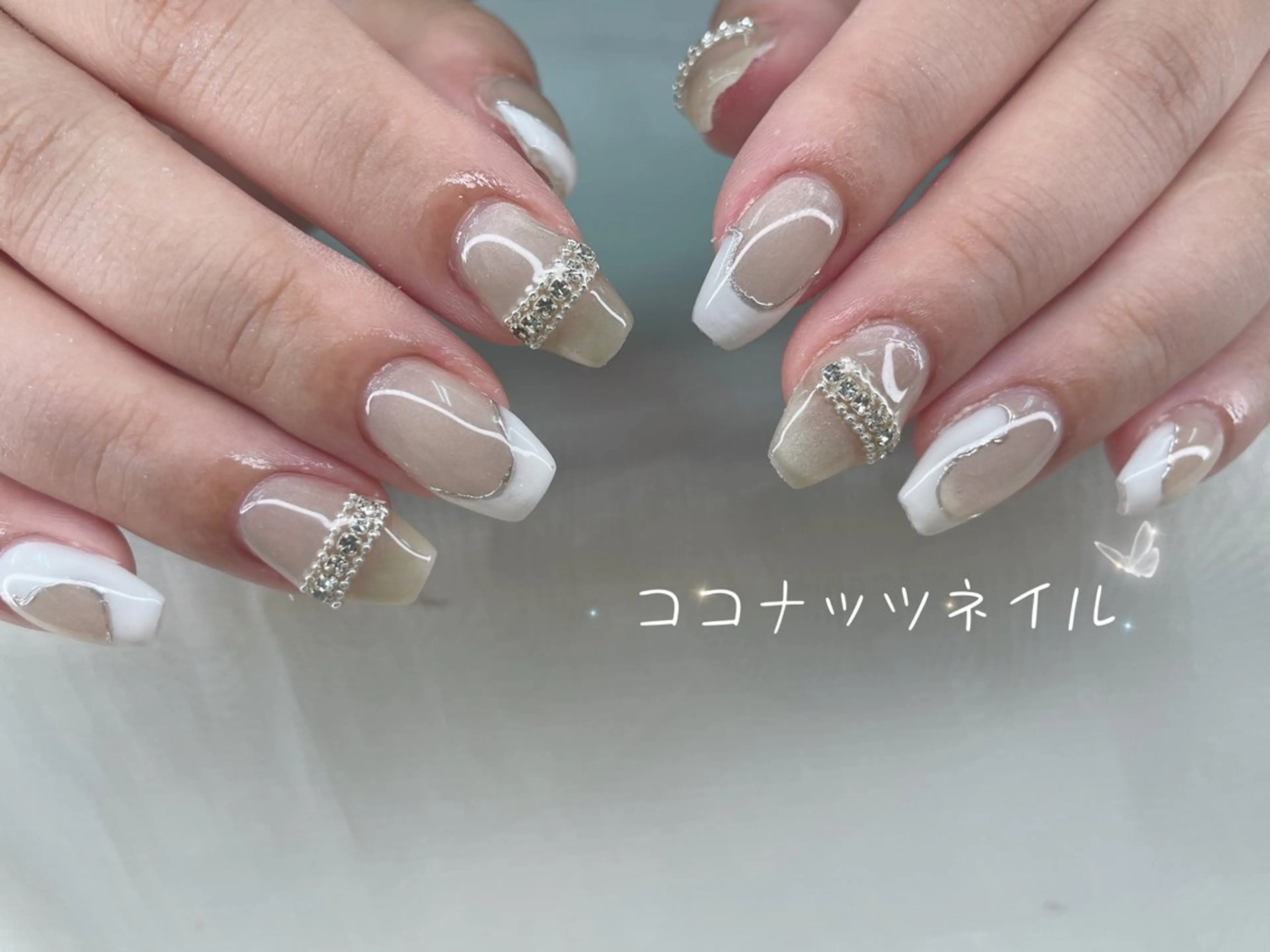 ネイル べっ甲ネイル フレンチネイル キラキラネイル マグネットネイル 大理石ネイル(マーブル) ハンドネイル 神田 ココナッツのネイルデザイン