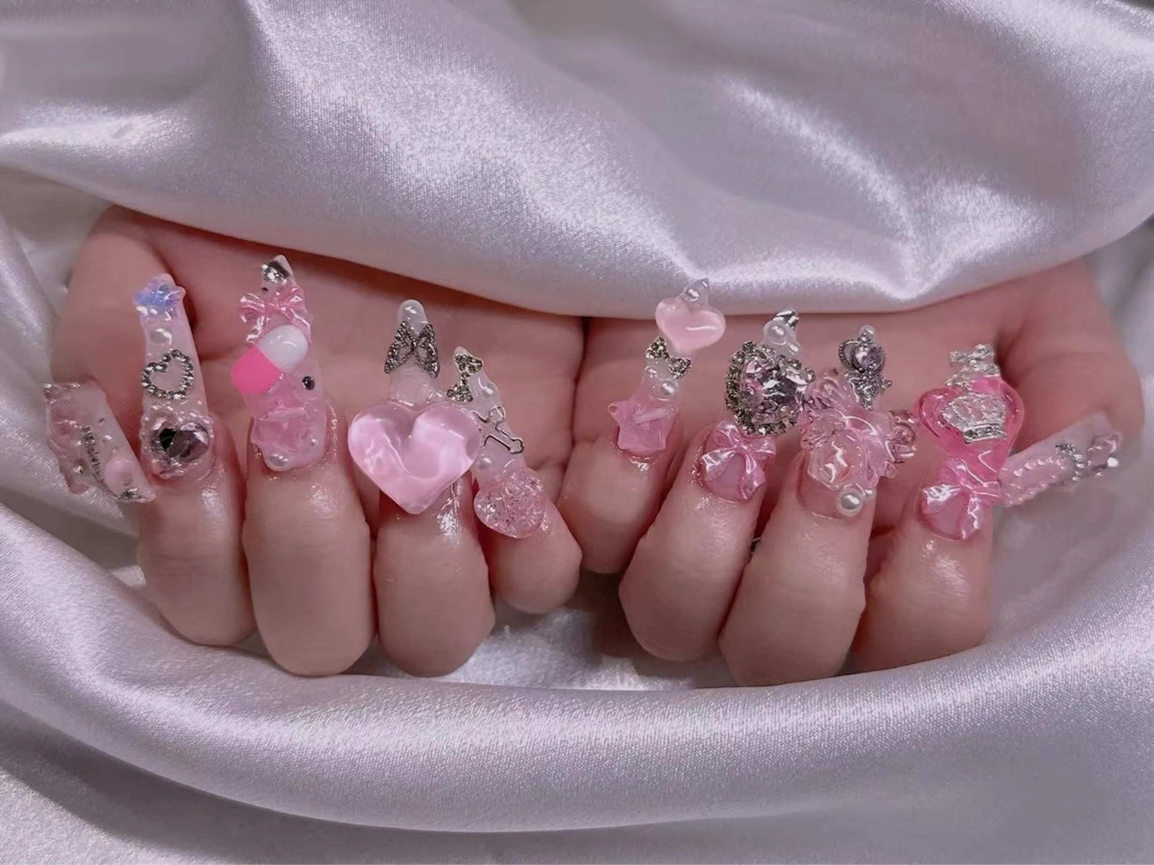 ネイル 長さ出し専門店 RIRIのネイルデザイン