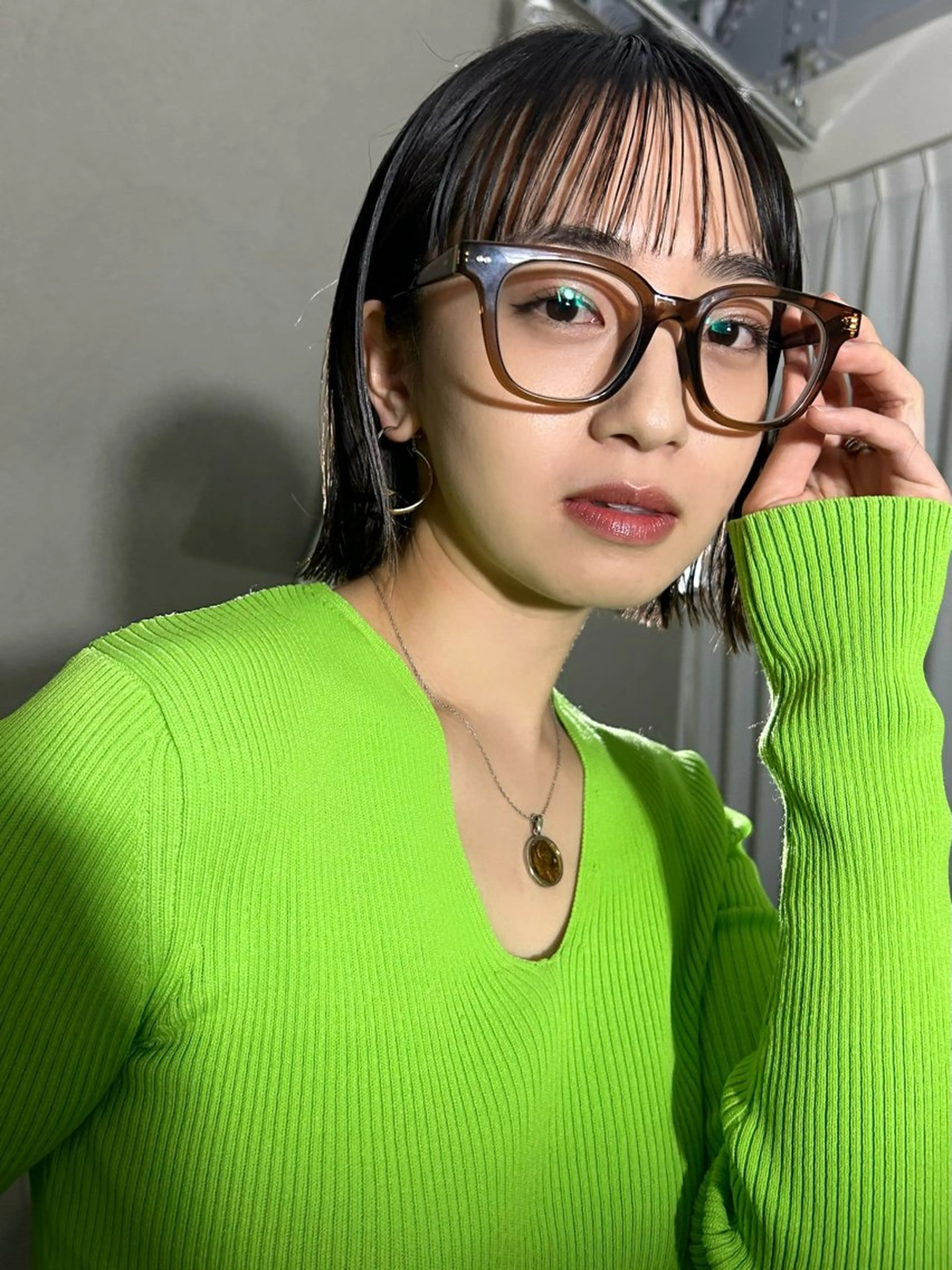 ミディアム ［　］shiro hikariのヘアスタイル