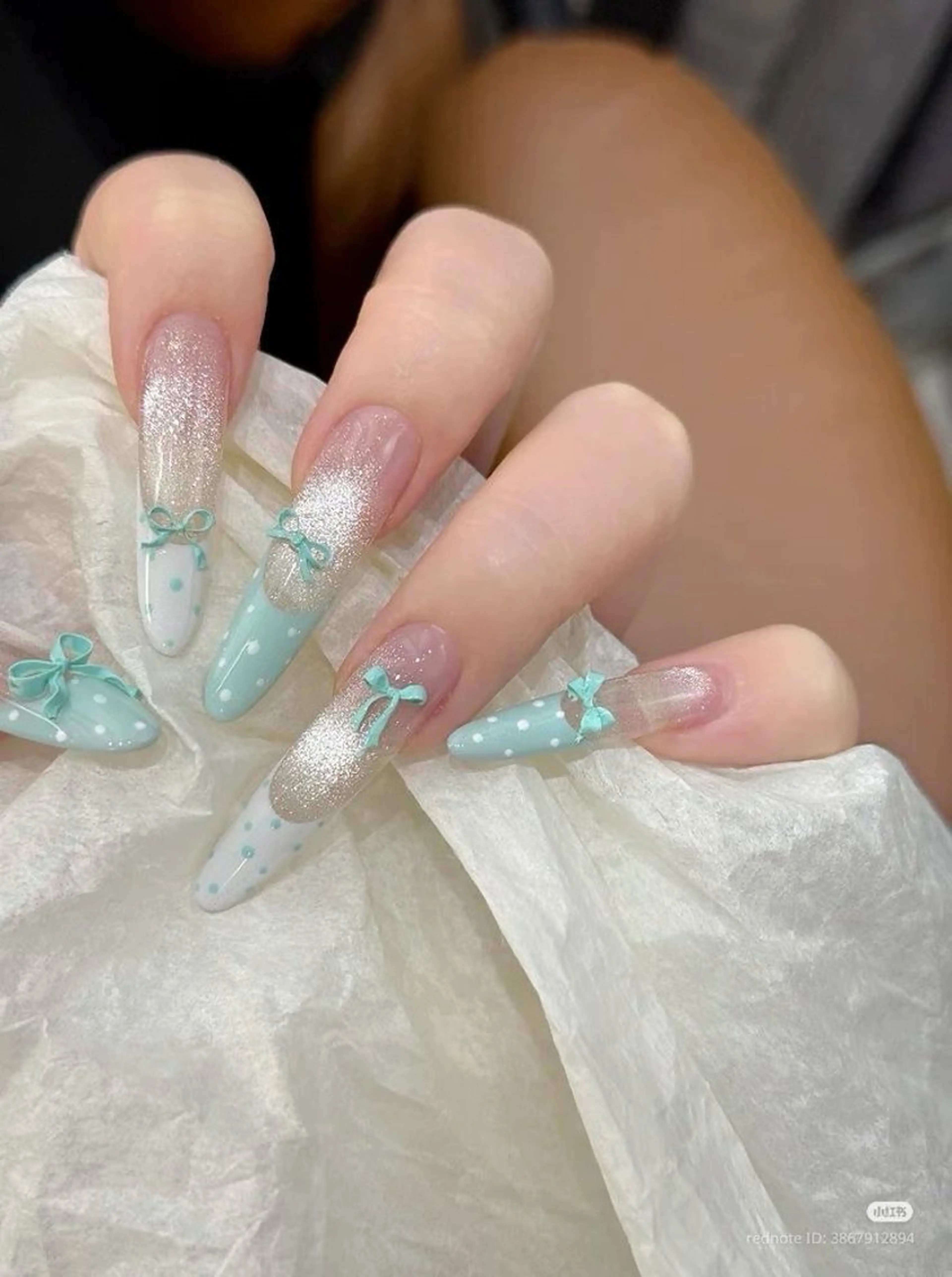 ネイル フレンチネイル キラキラネイル 韓国ネイル シンプルネイル ワンホンネイル ハンドネイル MEI Nailのネイルデザイン