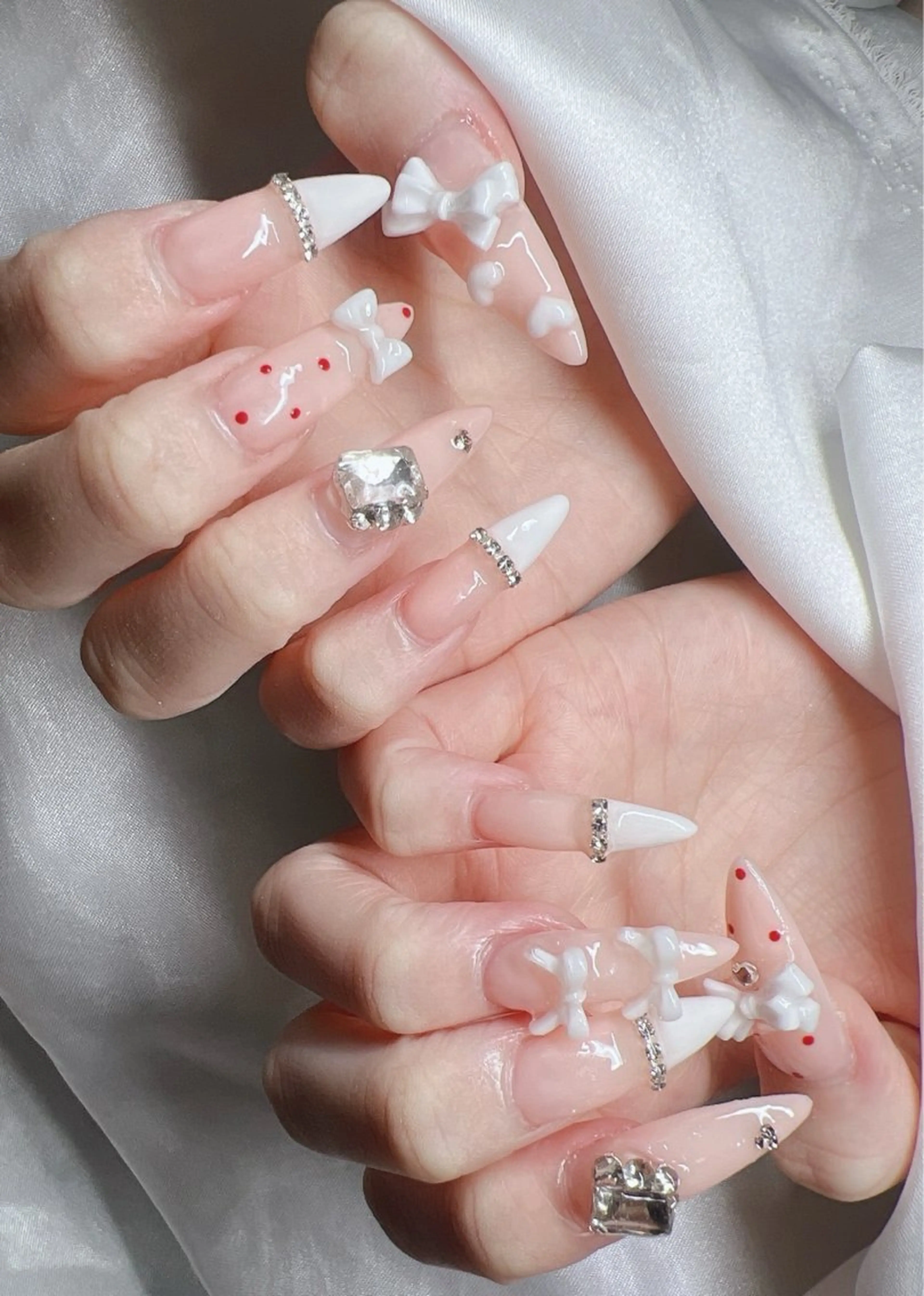 ネイル 長さ出し グラデーション キラキラネイル マグネットネイル ニュアンスネイル Lee Nails チップ長さだし専門店のネイルデザイン