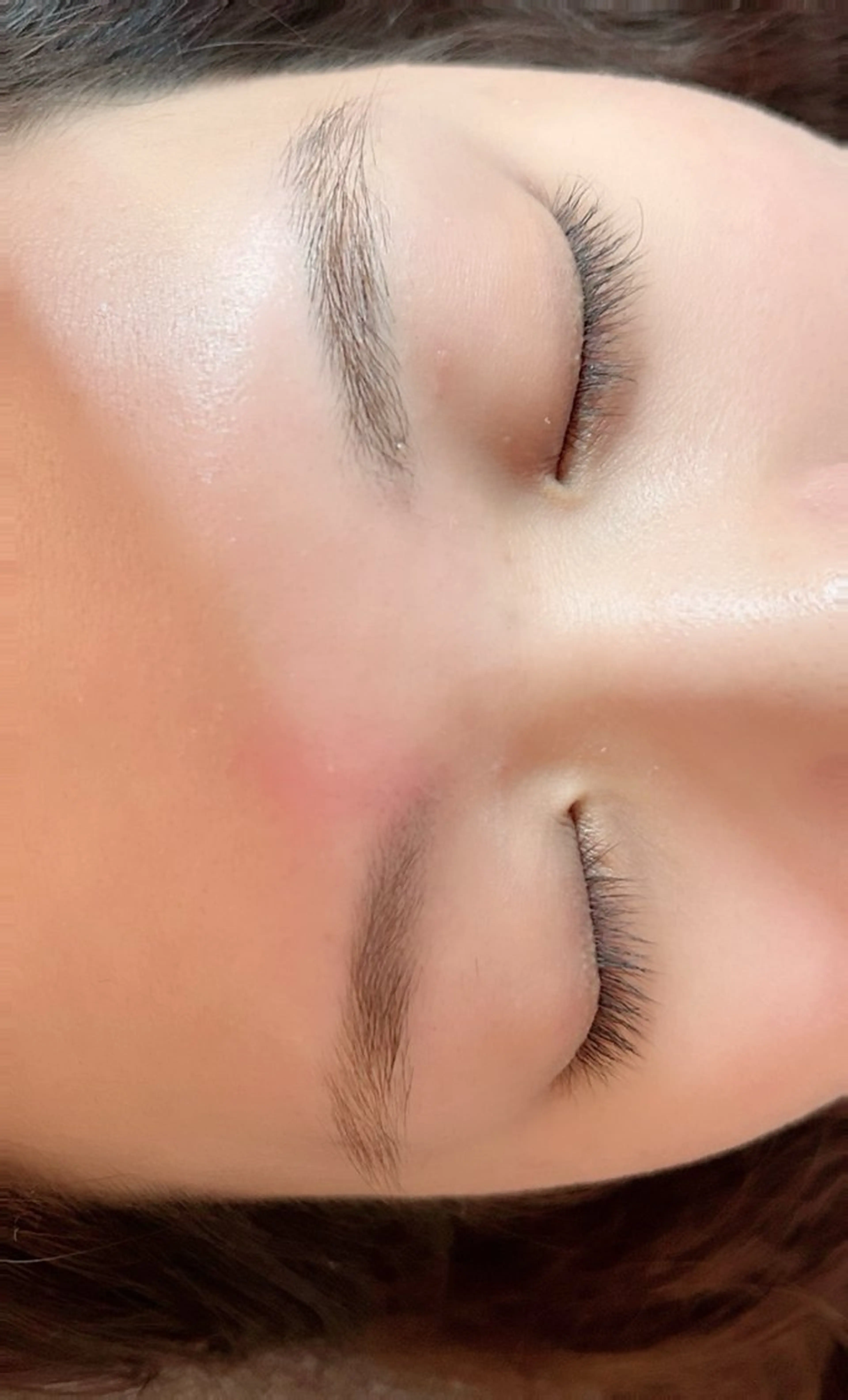 アイブロウ 眉毛ワックス脱毛 玉置 七海のヘアスタイル