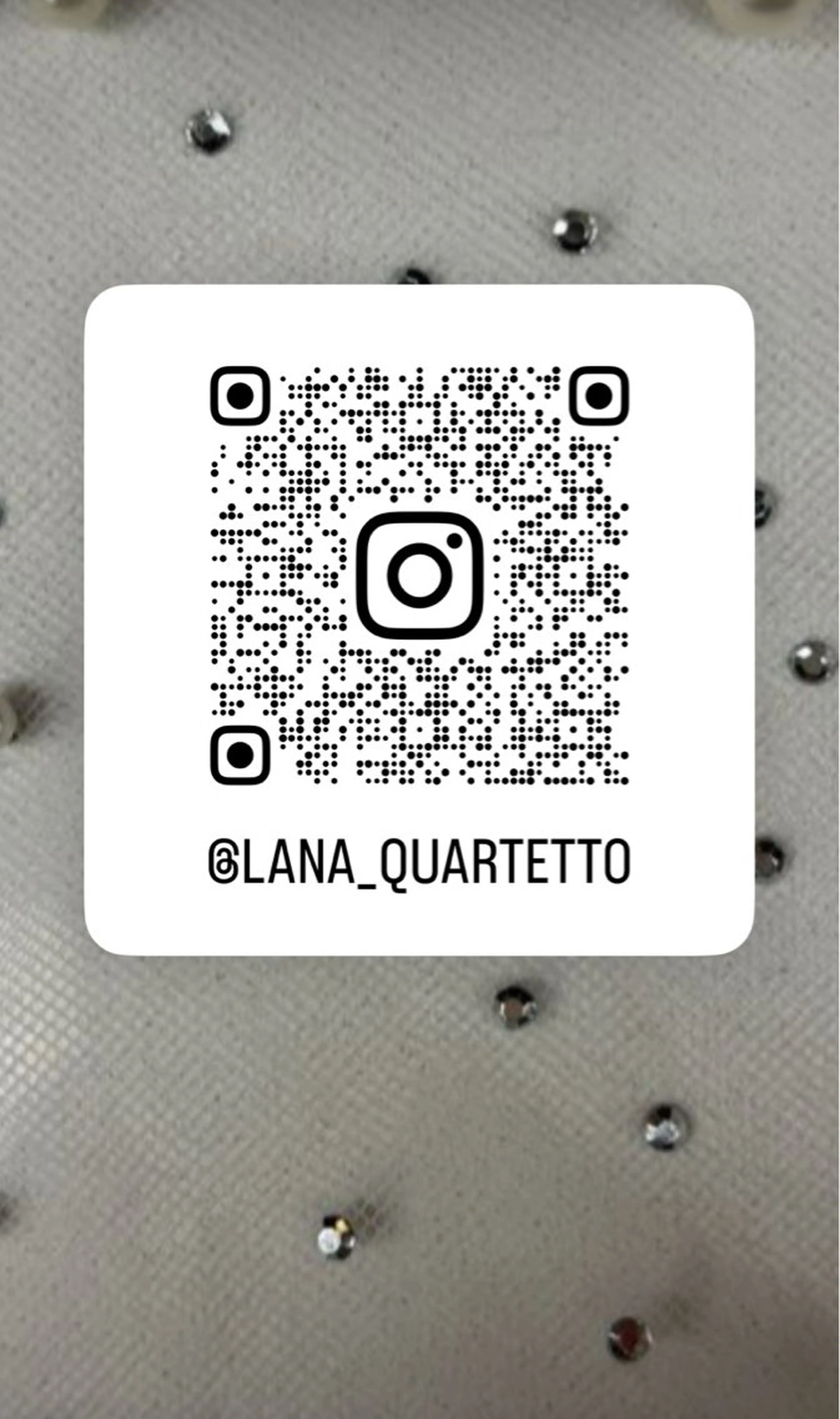 似合わせカット/ 個性派🩶LANAのヘアスタイル