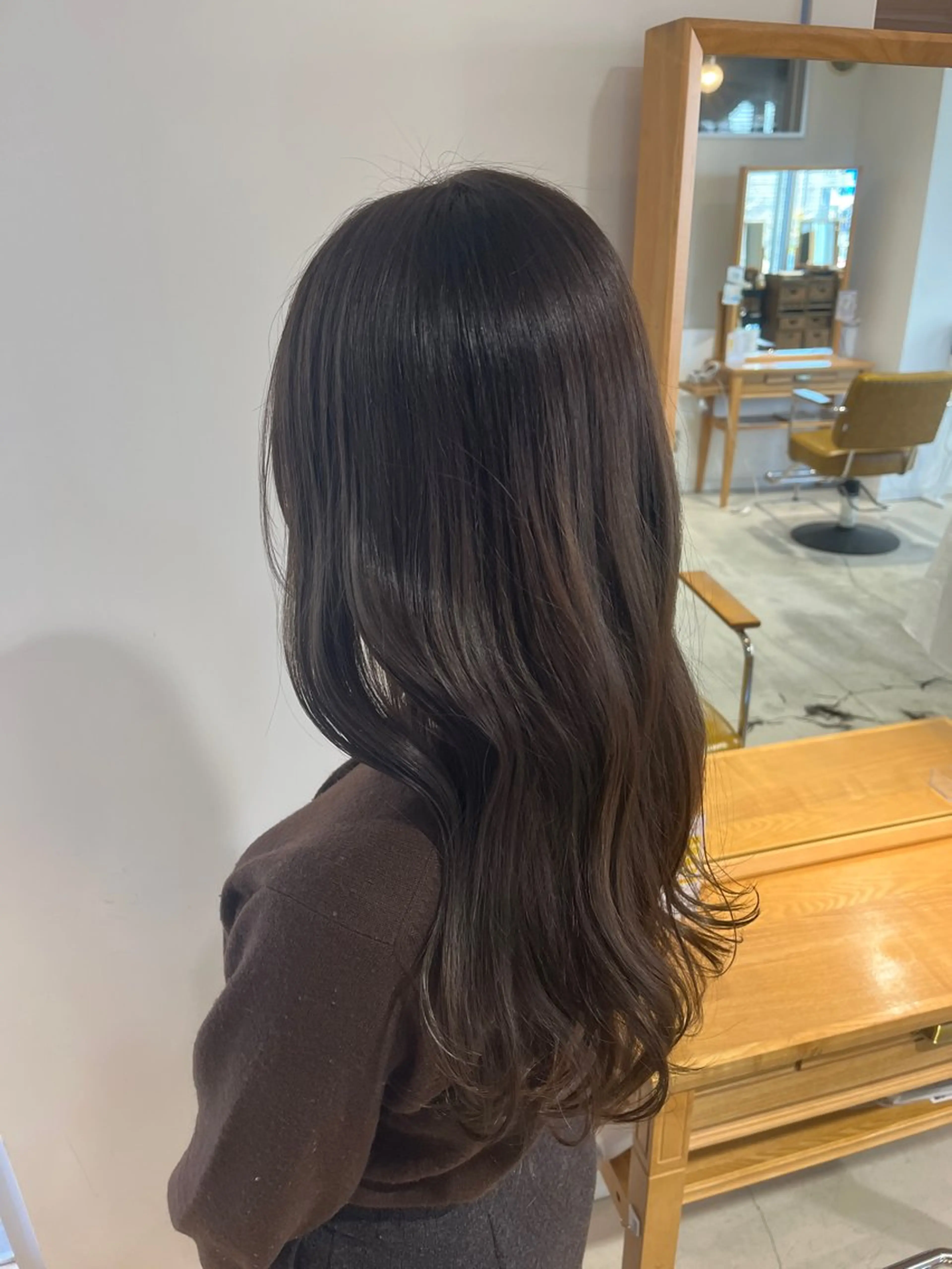 カラー 透明感カラー グレージュ ヘアカラー トリートメント 柳樂 響のヘアスタイル