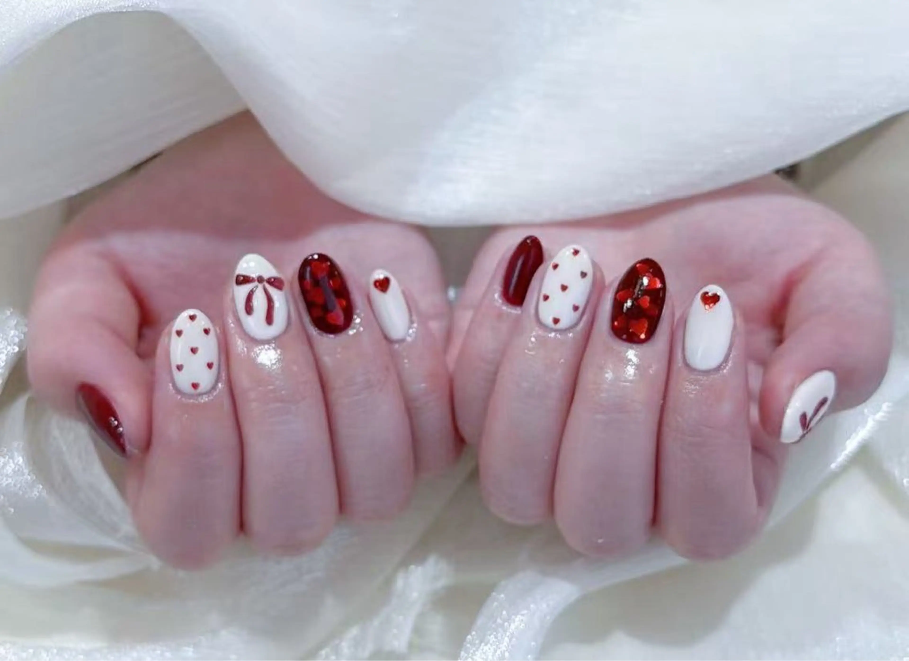 ネイル アートネイル べっ甲ネイル チークネイル 成人式 長さ出し ハンドネイル ハンドケア For you. Nail Salonのネイルデザイン