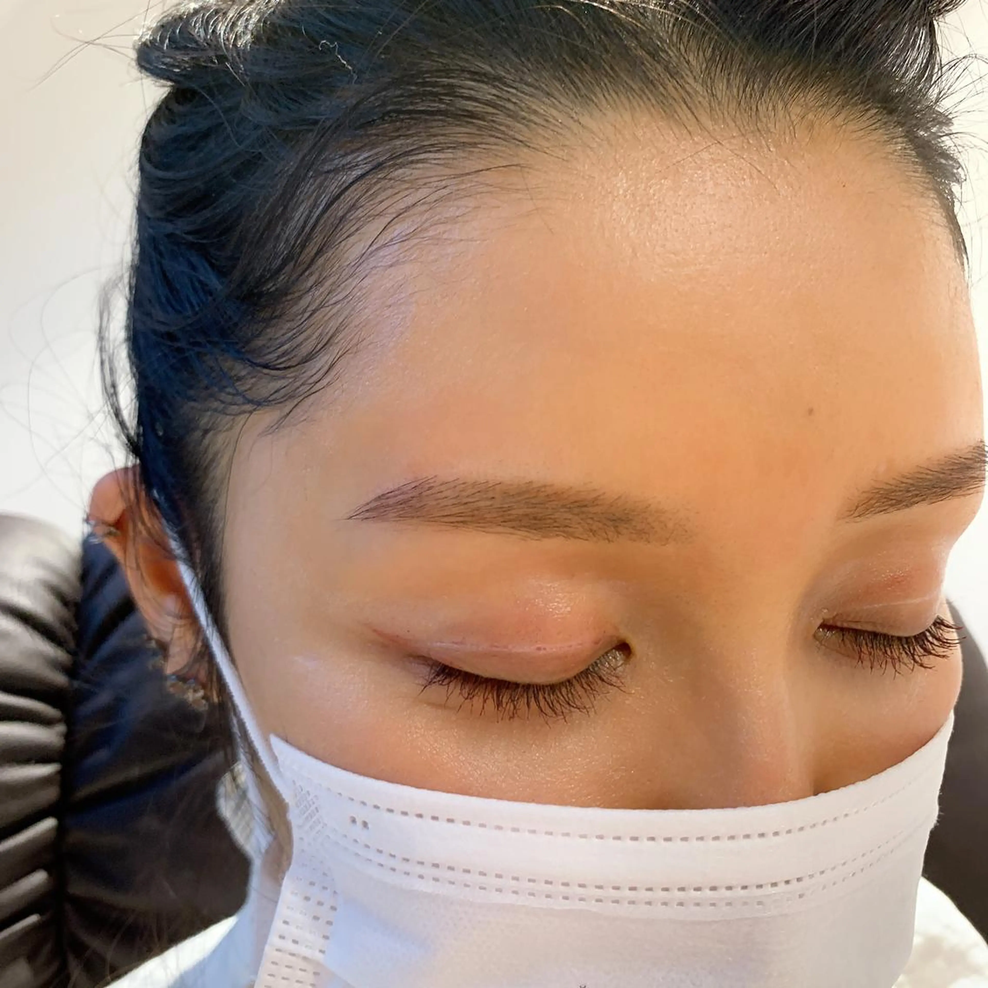 【新規】フェイスワックス＋眉毛ワックス（美容液、鎮静パック付き✨）美肌メニューの写真