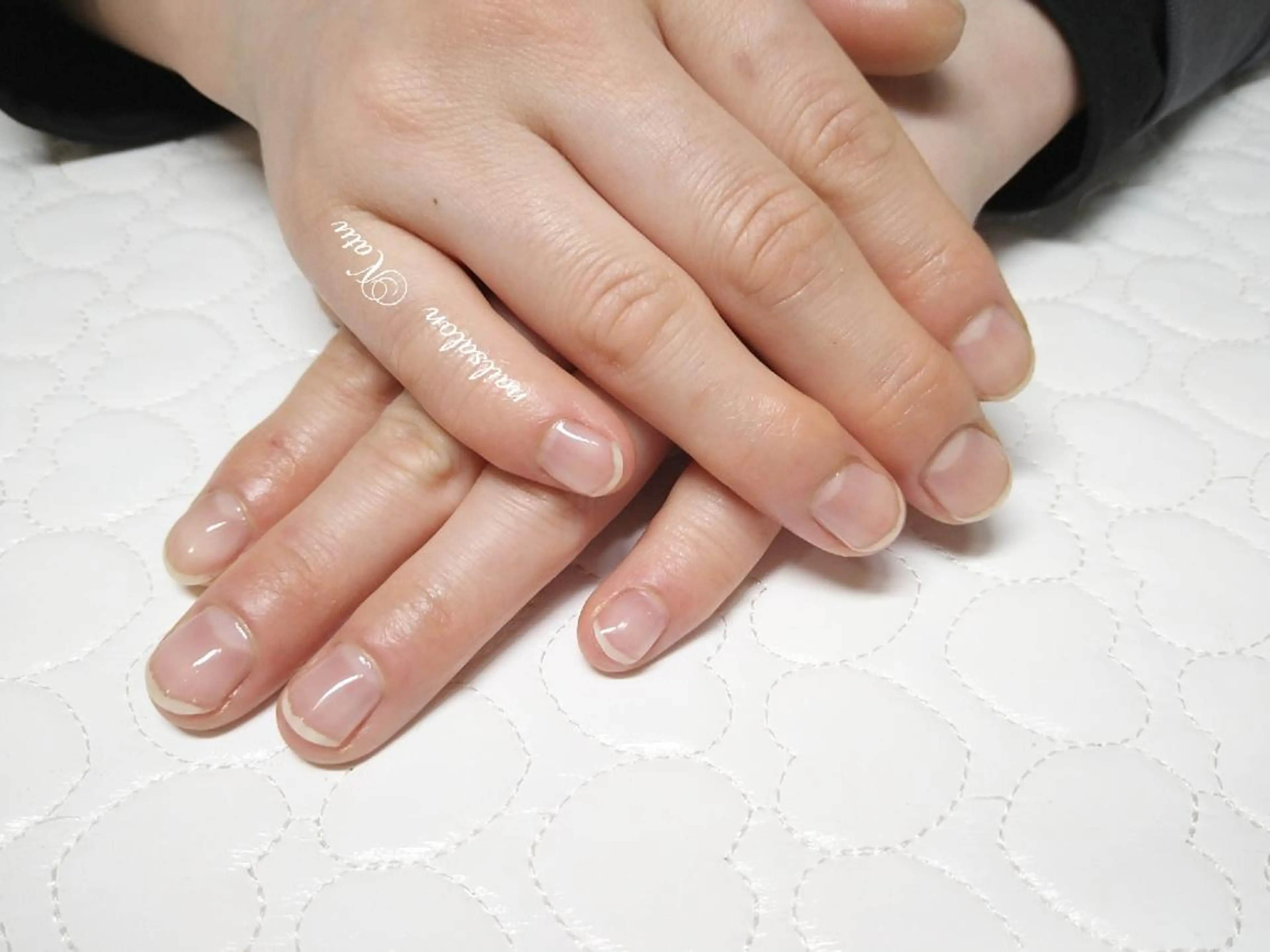ネイル クリアネイル nailsalon Natuのネイルデザイン