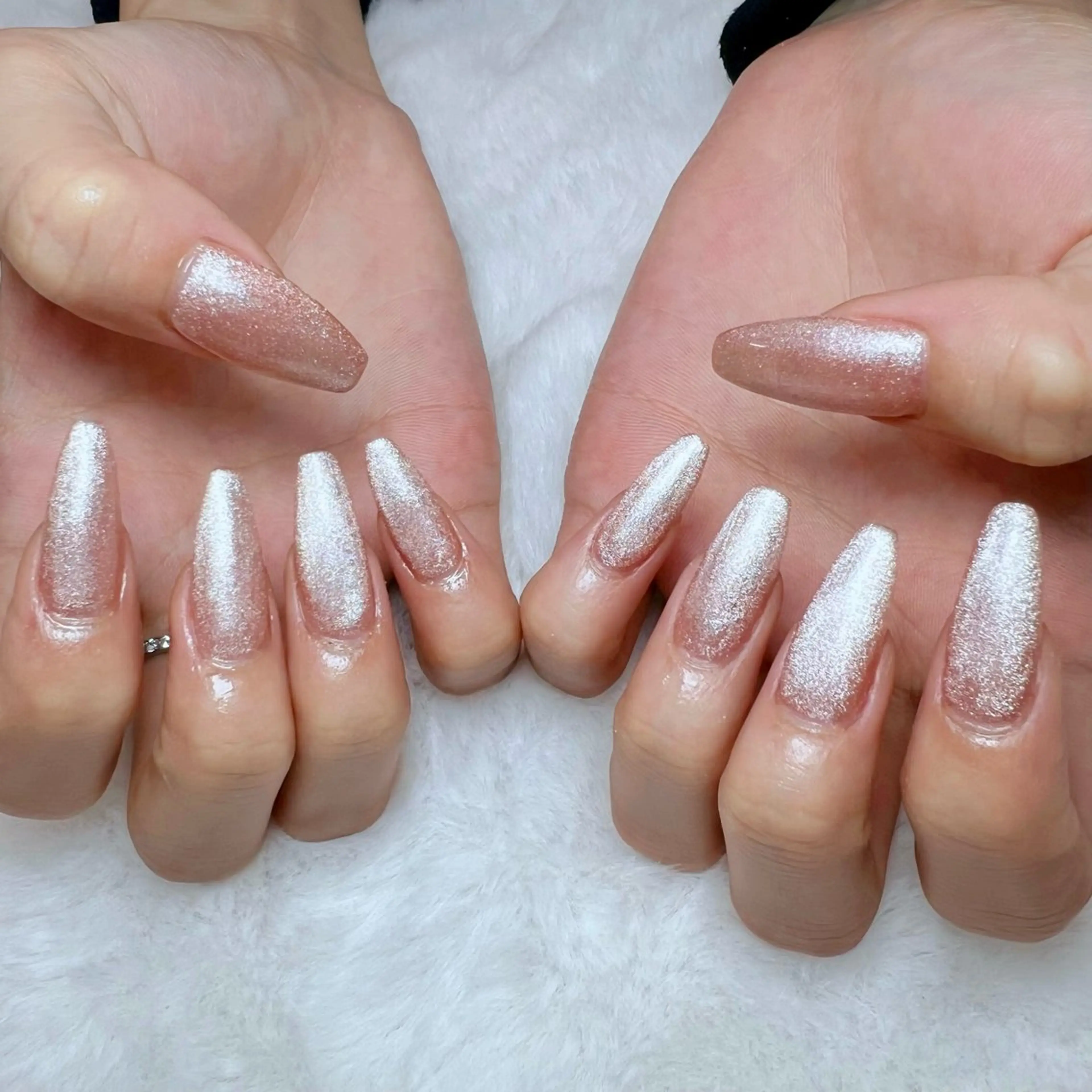 ネイル アートネイル フラッシュネイル フレンチネイル ジェルネイル ガラスフレンチ share. yurieのネイルデザイン