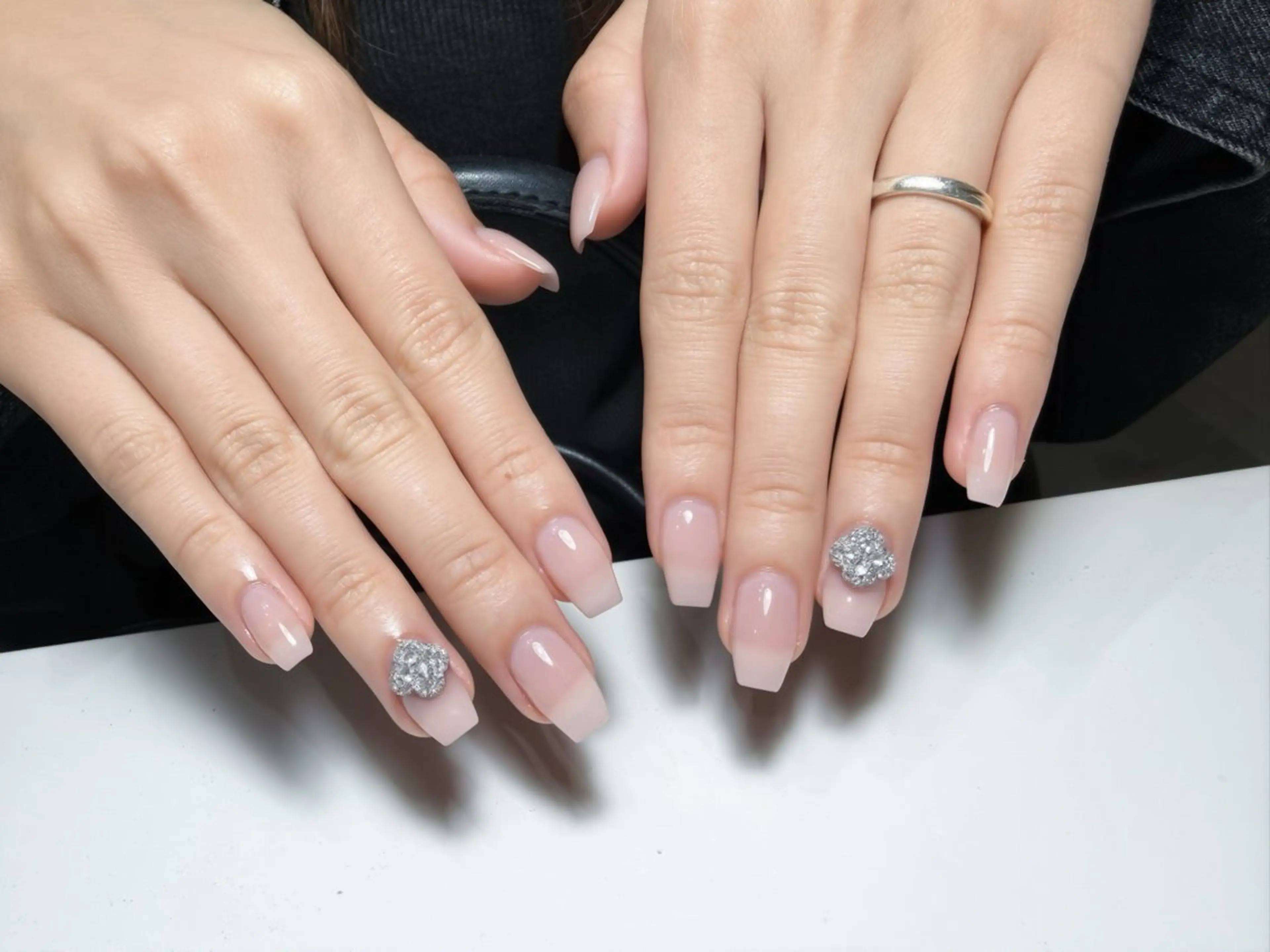 ネイル ハンドネイル 【emu道頓堀】 *HONOKAのネイルデザイン