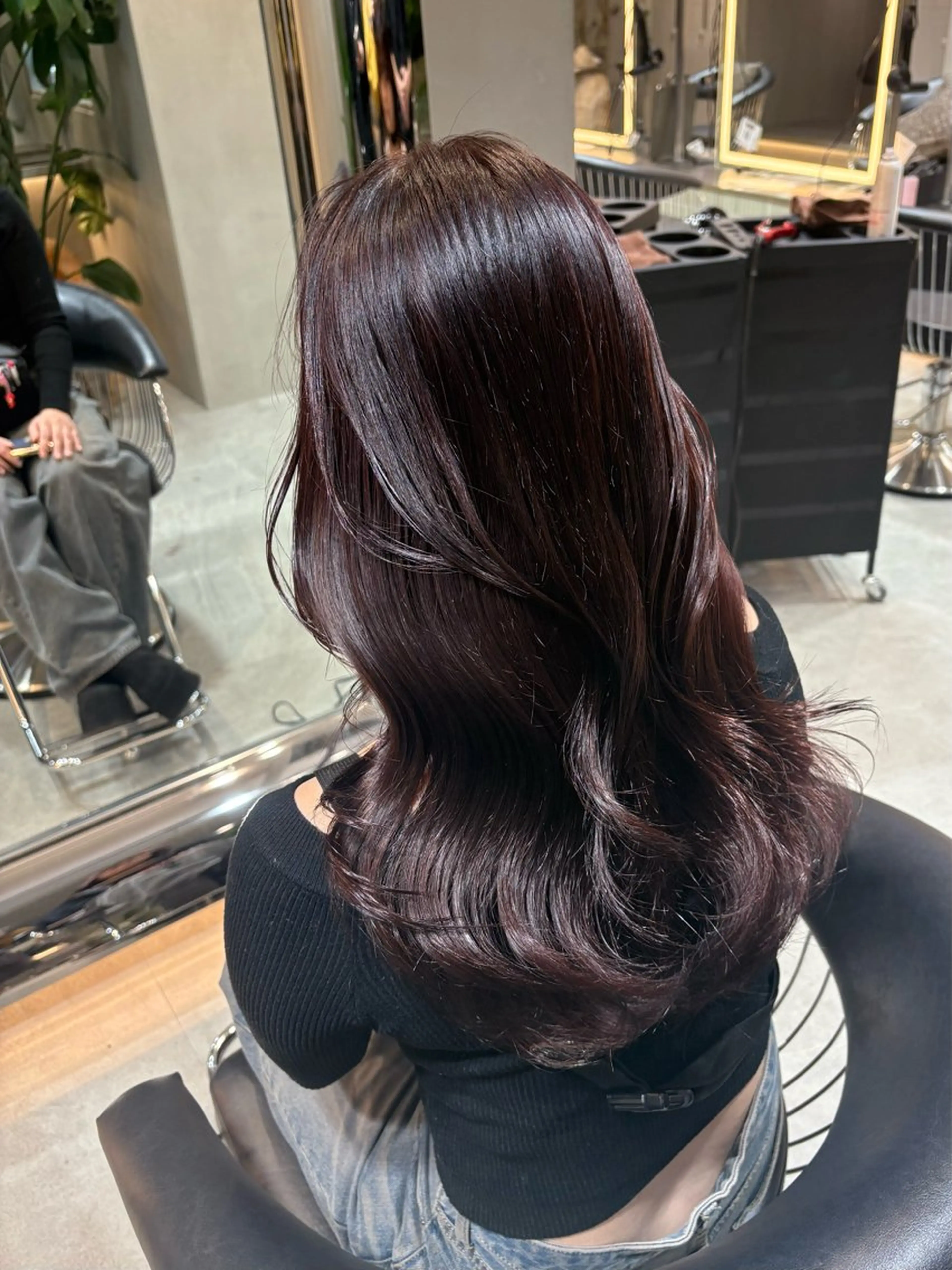 ロング ヘアカラー トリートメント 透明感カラーモデル Yuのヘアスタイル