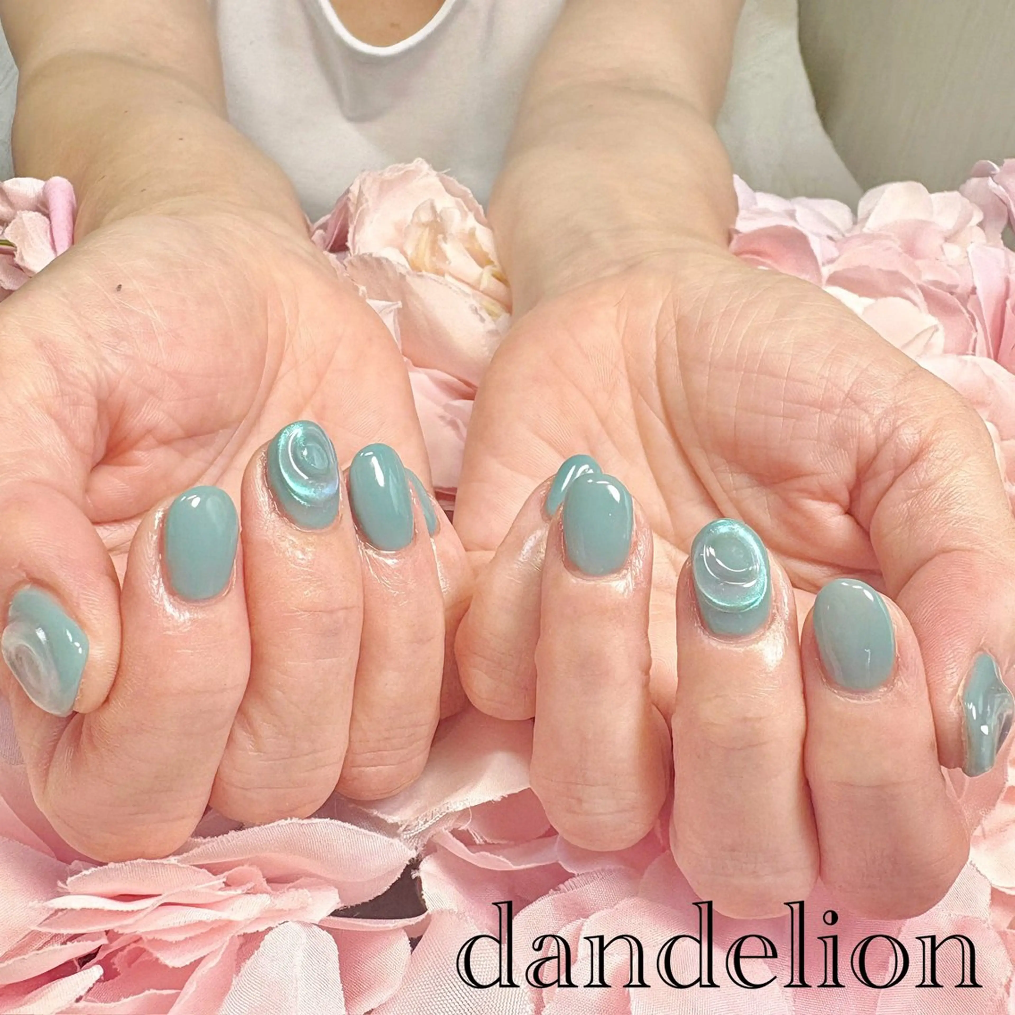 ネイル ハンドネイル ハンドケア dandelion ダンデライオンのネイルデザイン