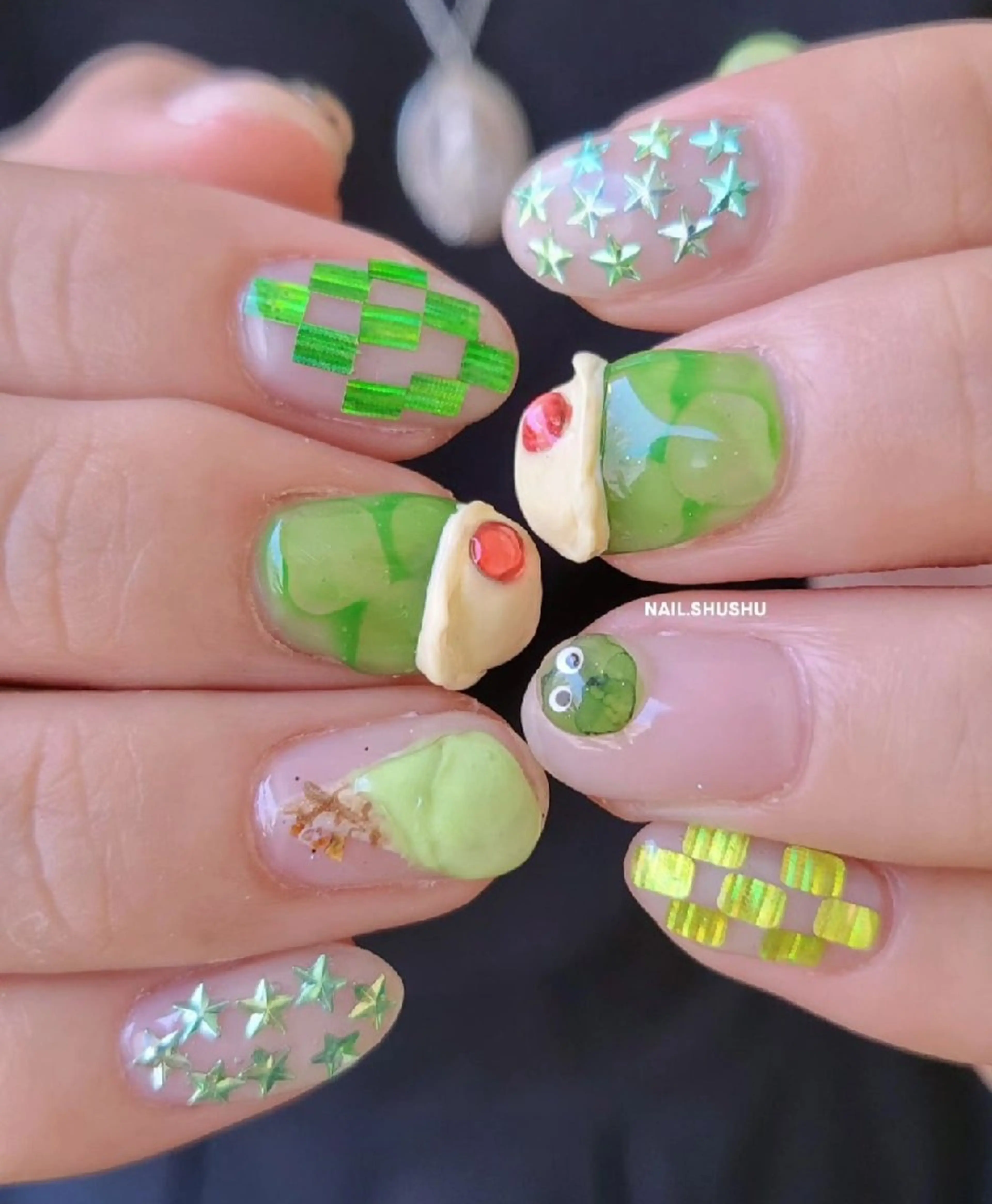 ネイル ハンドネイル 3dパーツ/流行り 👧shushu❤️のネイルデザイン