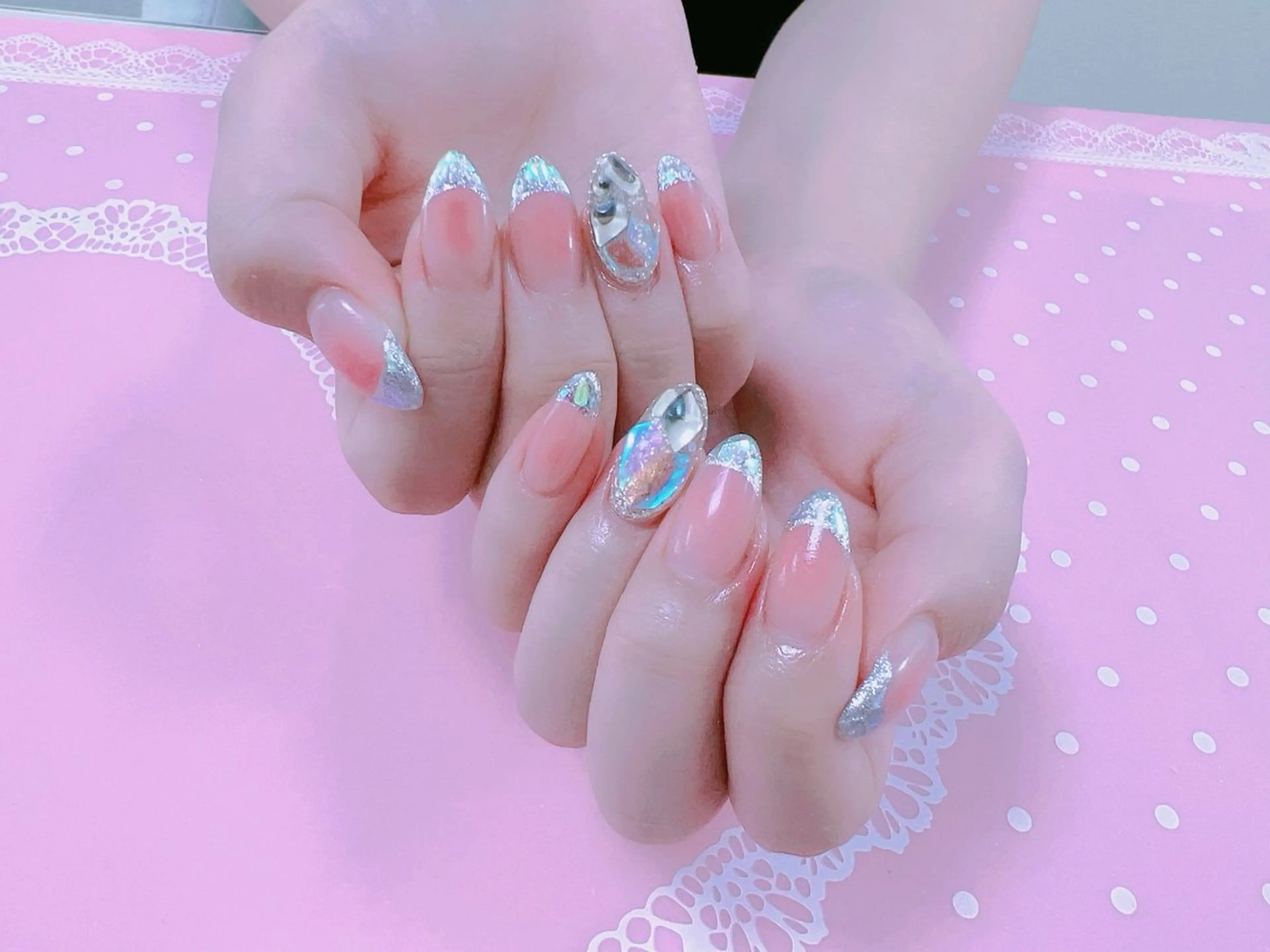 ネイル はぴねす所属・横浜 美夢のネイルデザイン