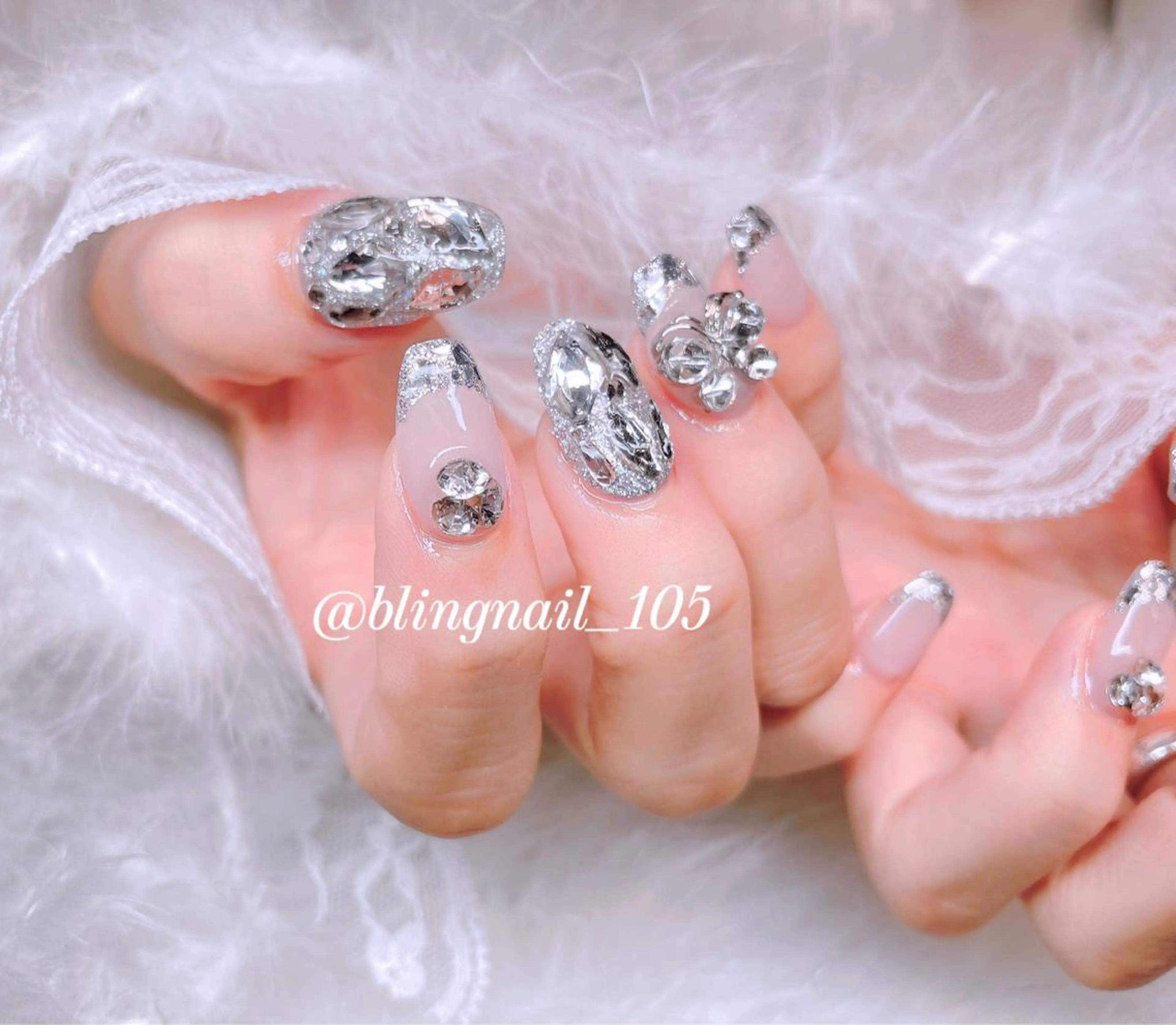 ネイル 23時まで❤︎韓国、 ワンホンネイルのネイルデザイン