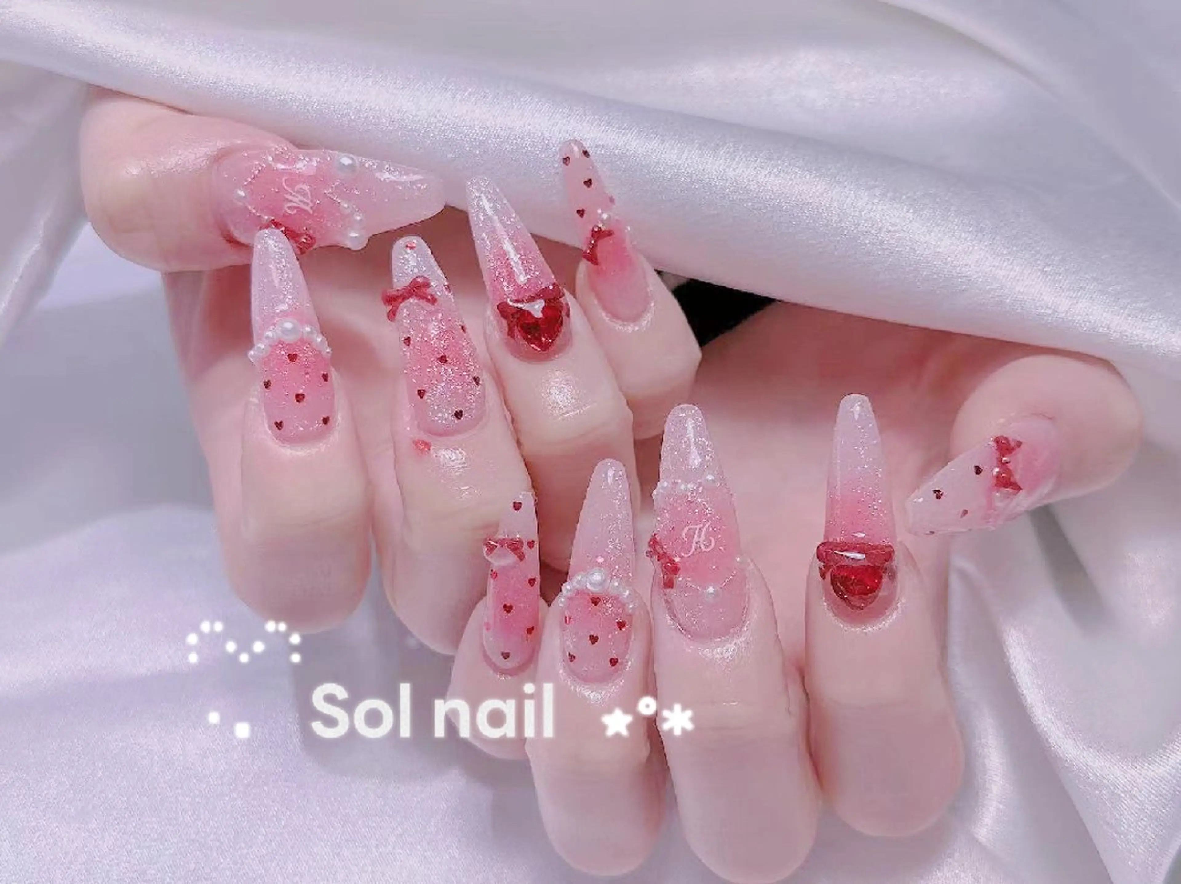 ネイル ハンドネイル ハンドケア パラジェル＆フィルイン取り扱いサロンSol Nail所属・Sol Nail ミネのネイルデザイン