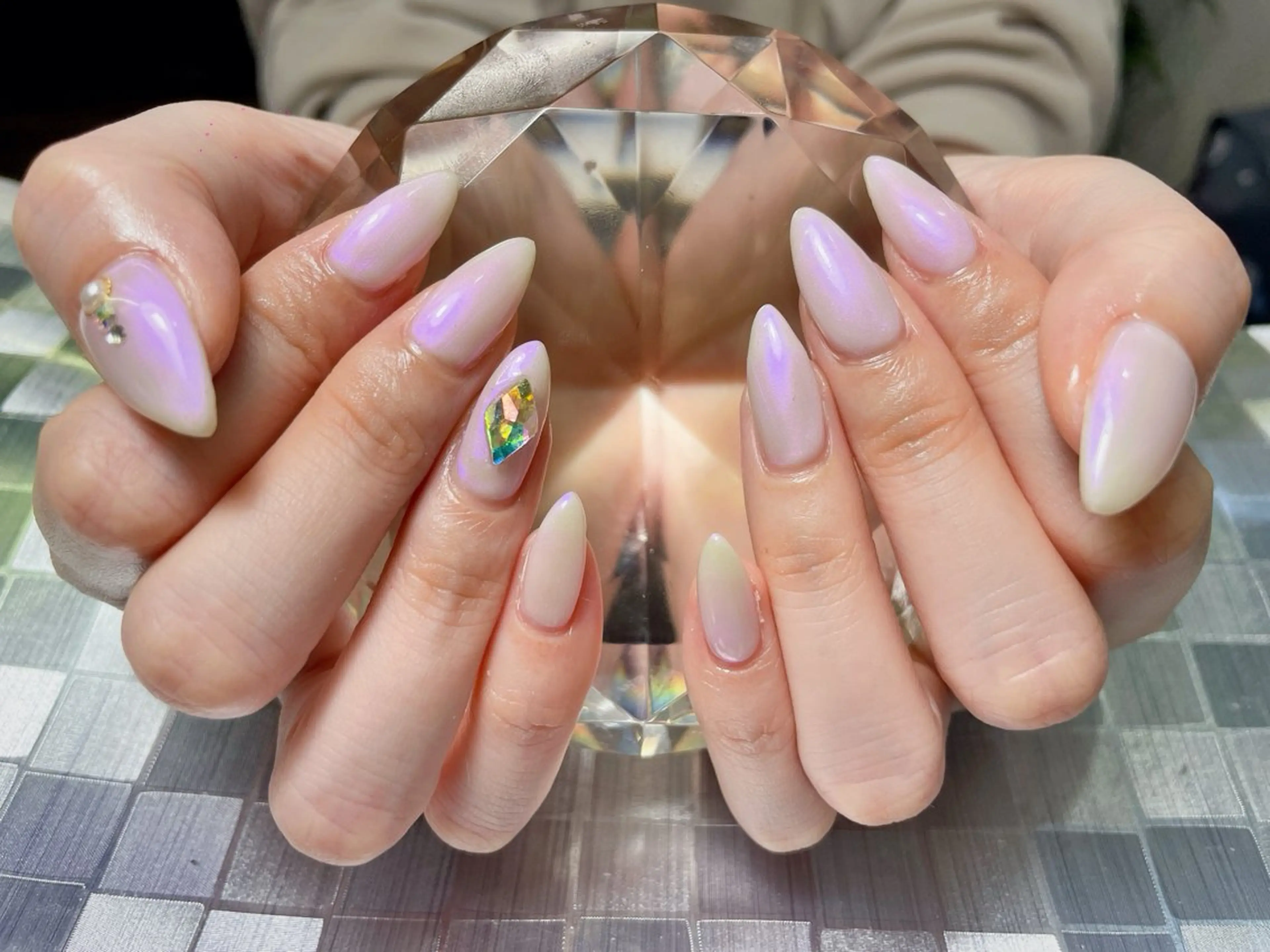 ネイル ストーンネイル ハンドネイル Regulus 光田のネイルデザイン