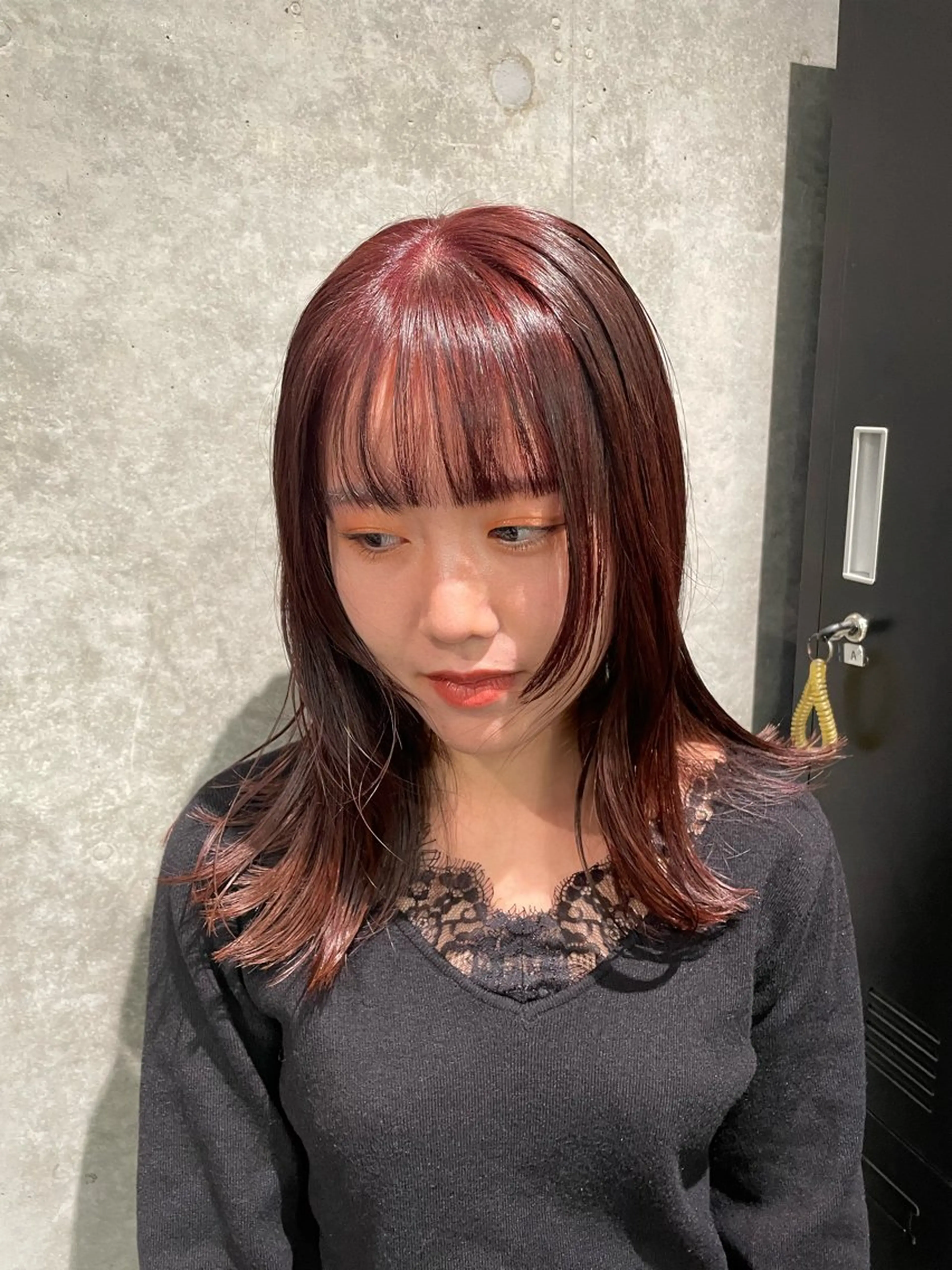 セミロング カラー PANOLA下北沢 中川夢菜のヘアスタイル