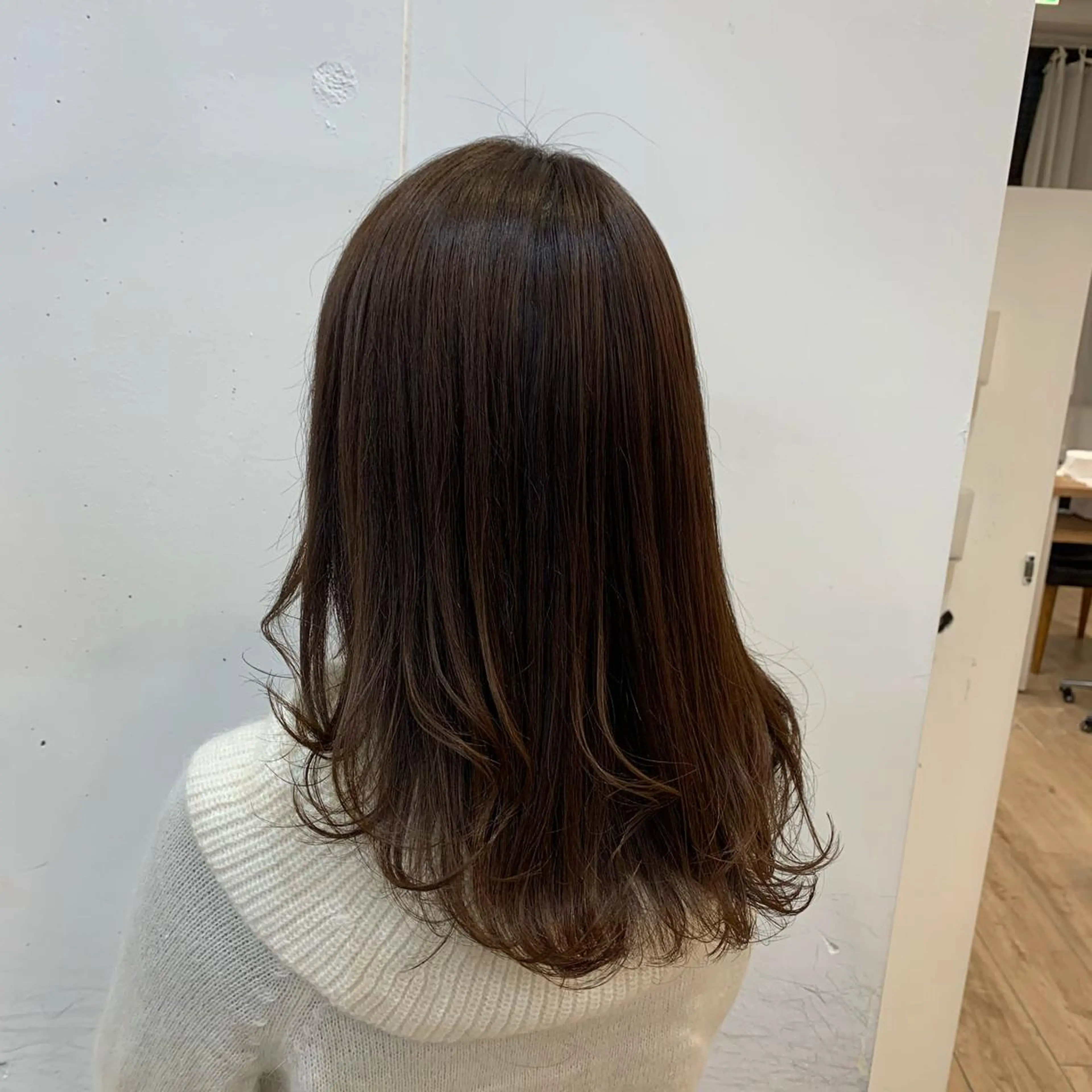 セミロング カラー まろやかカラー🤎 みなとまほのヘアスタイル