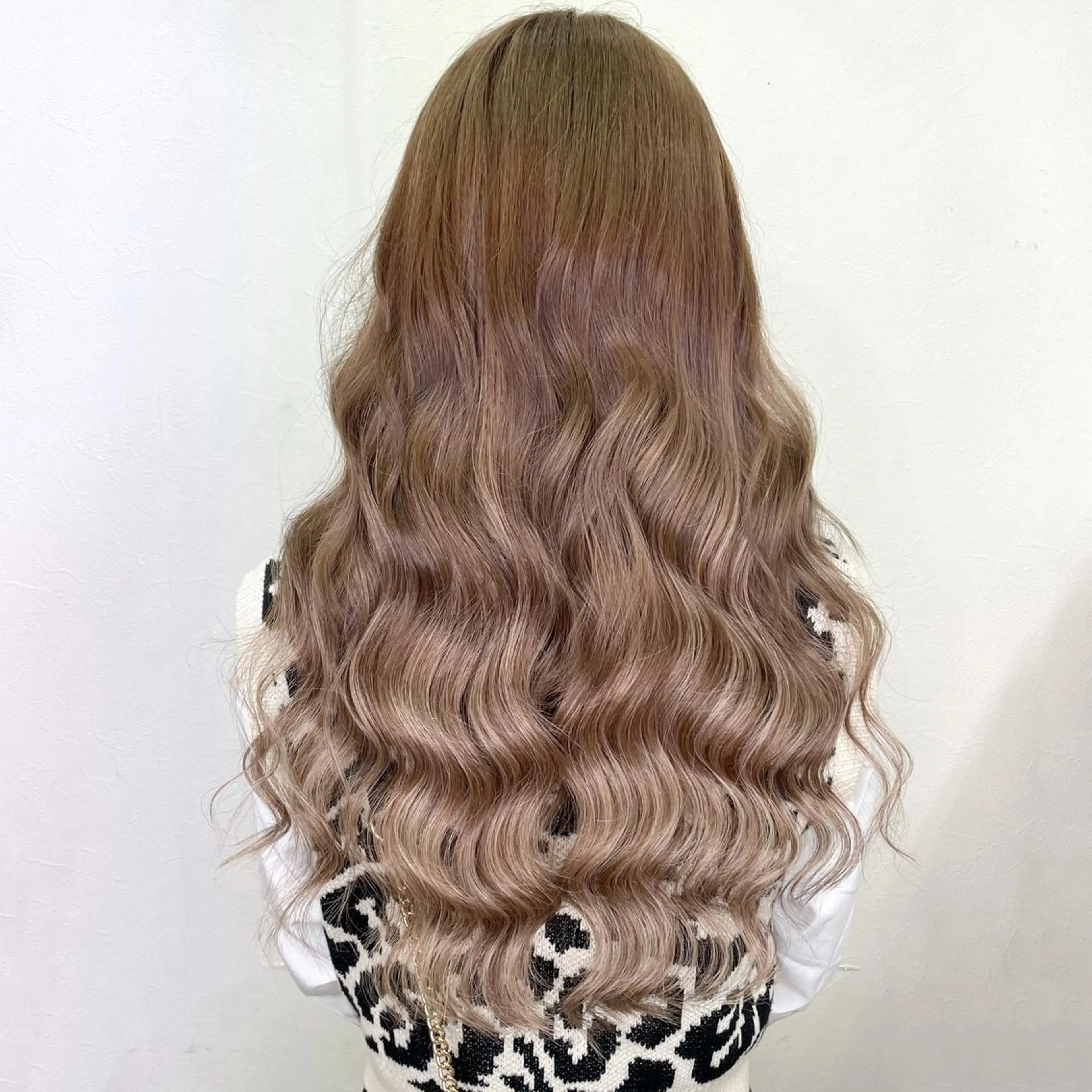 ロング カラー アッシュ アッシュブラウン ブラウンカラー エクステ エクステ KEISUKE🐶 カラー✨エクステのヘアスタイル