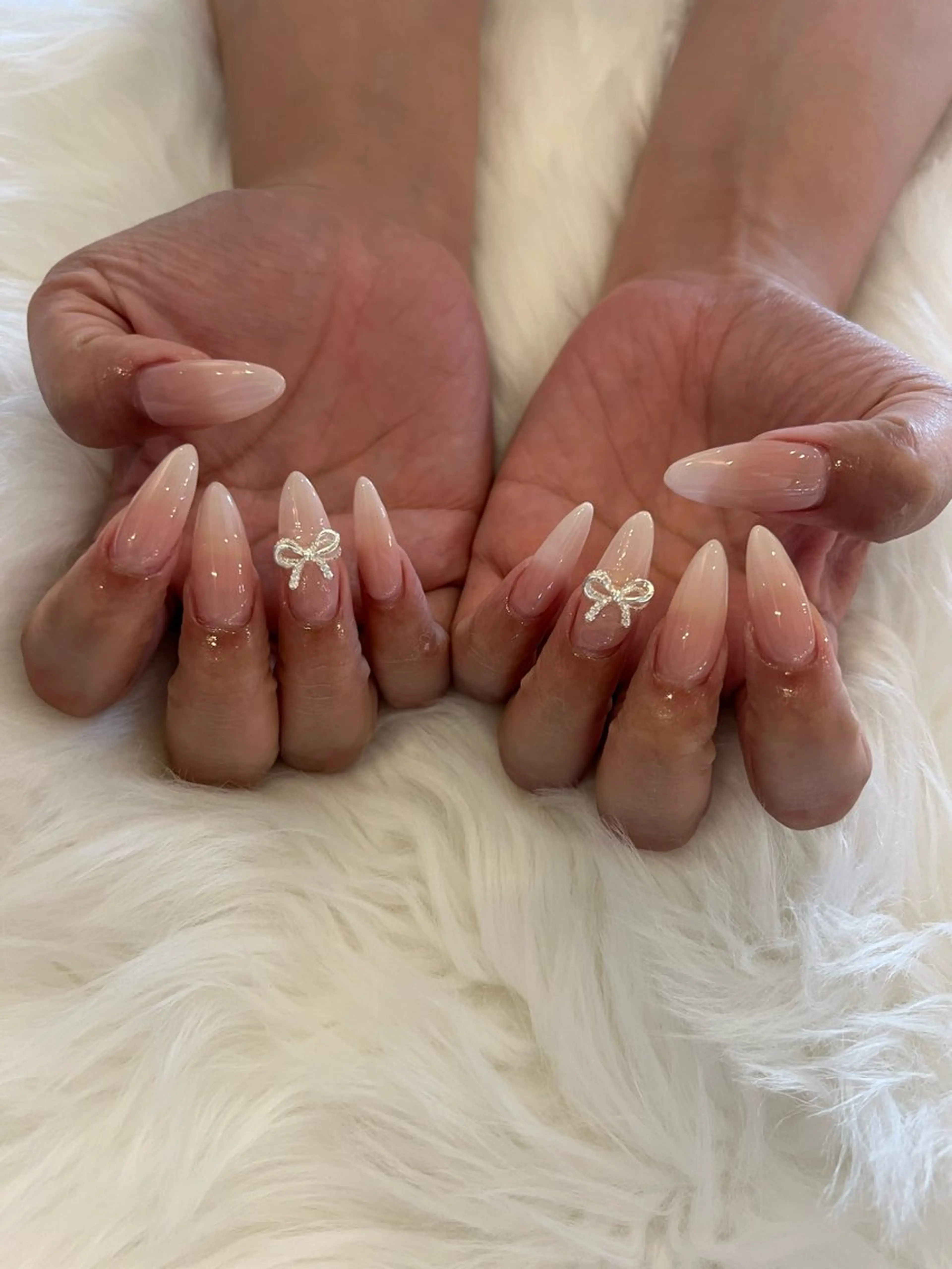 ネイル ハンドネイル ハンドケア RÊVIA所属・RÊVIA (レヴィア)のネイルデザイン