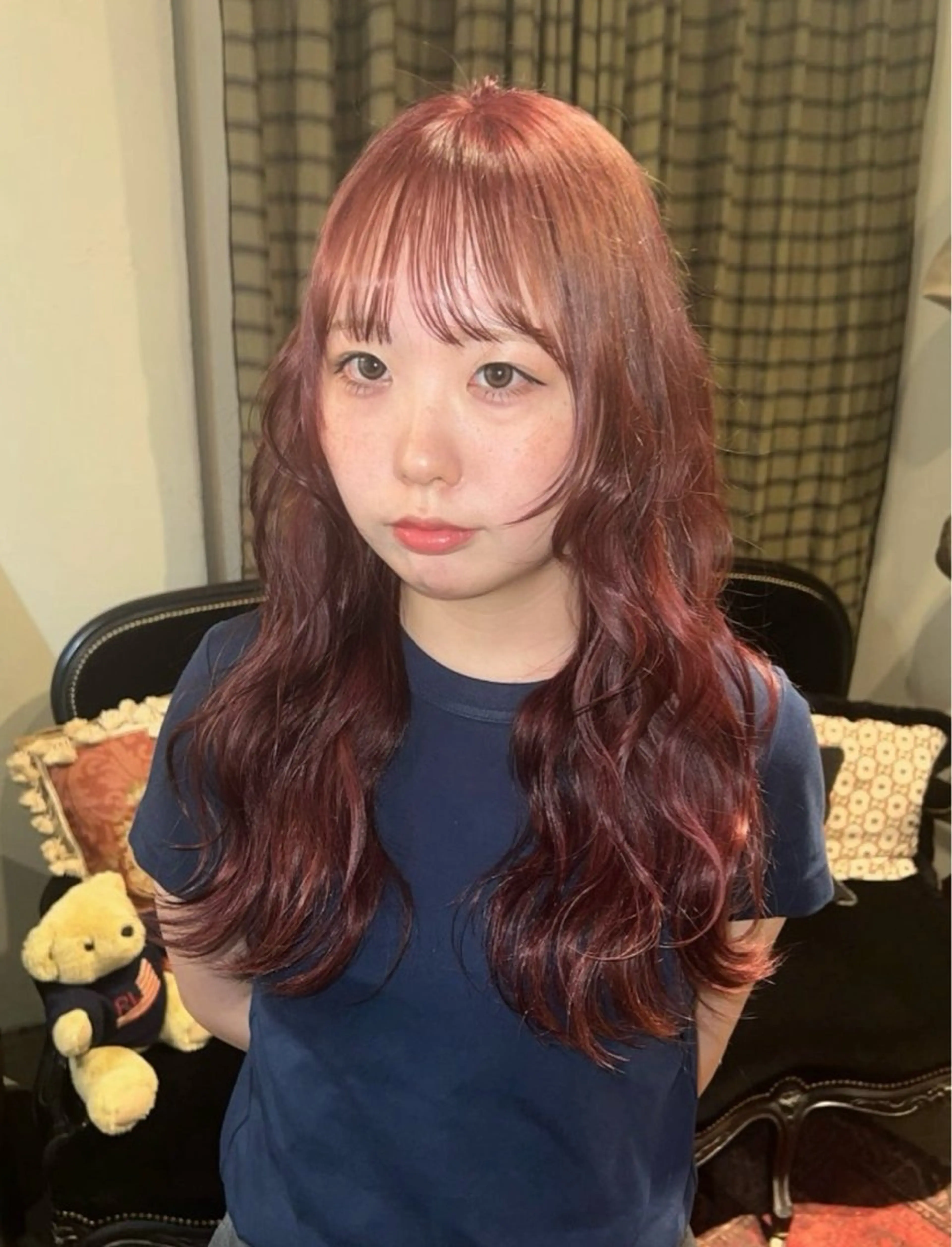 カラー ヘアカラー トリートメント アイブロウ&マツパ カラーモデルまなみのヘアスタイル