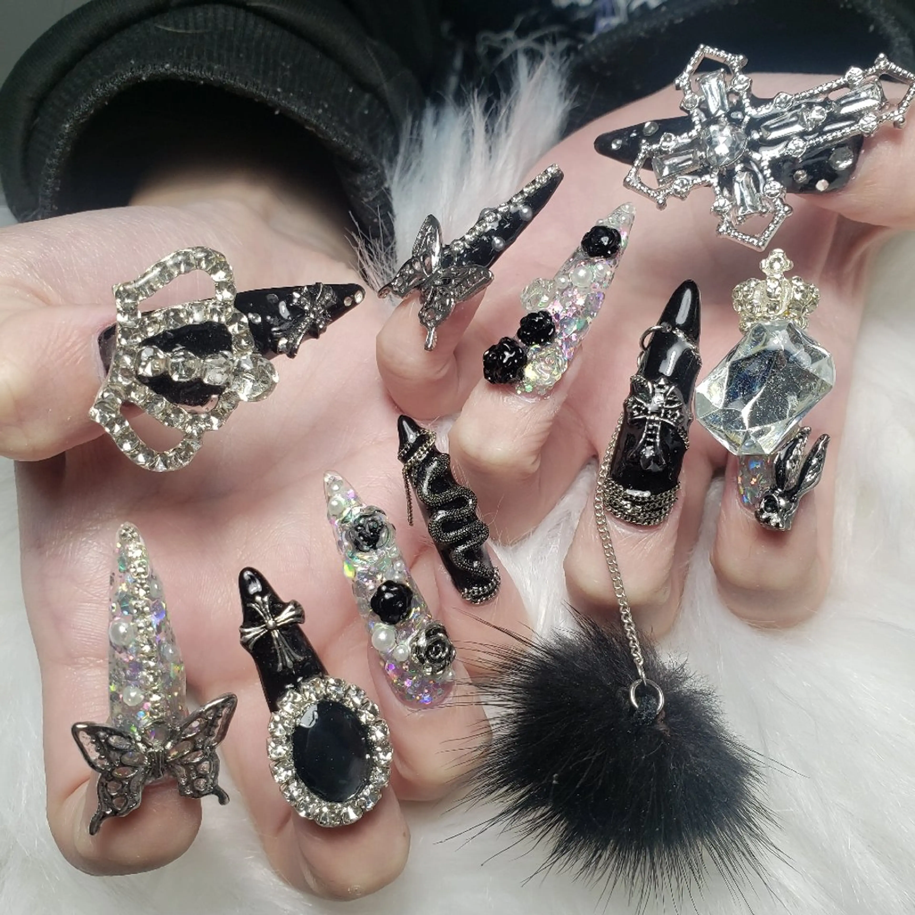 ネイル ビジュード ネイルのネイルデザイン