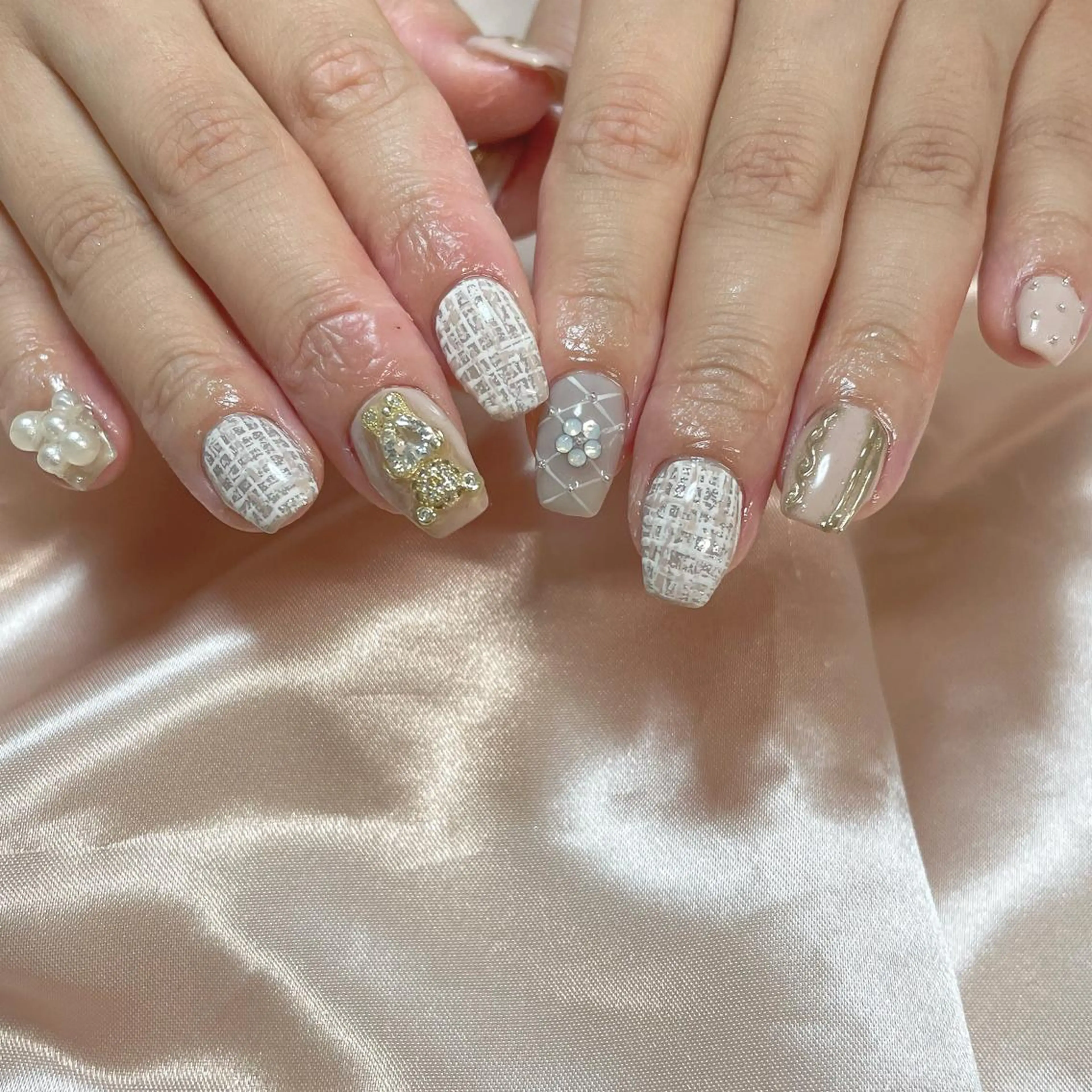 ネイル essence所属・pétit maakoのネイルデザイン