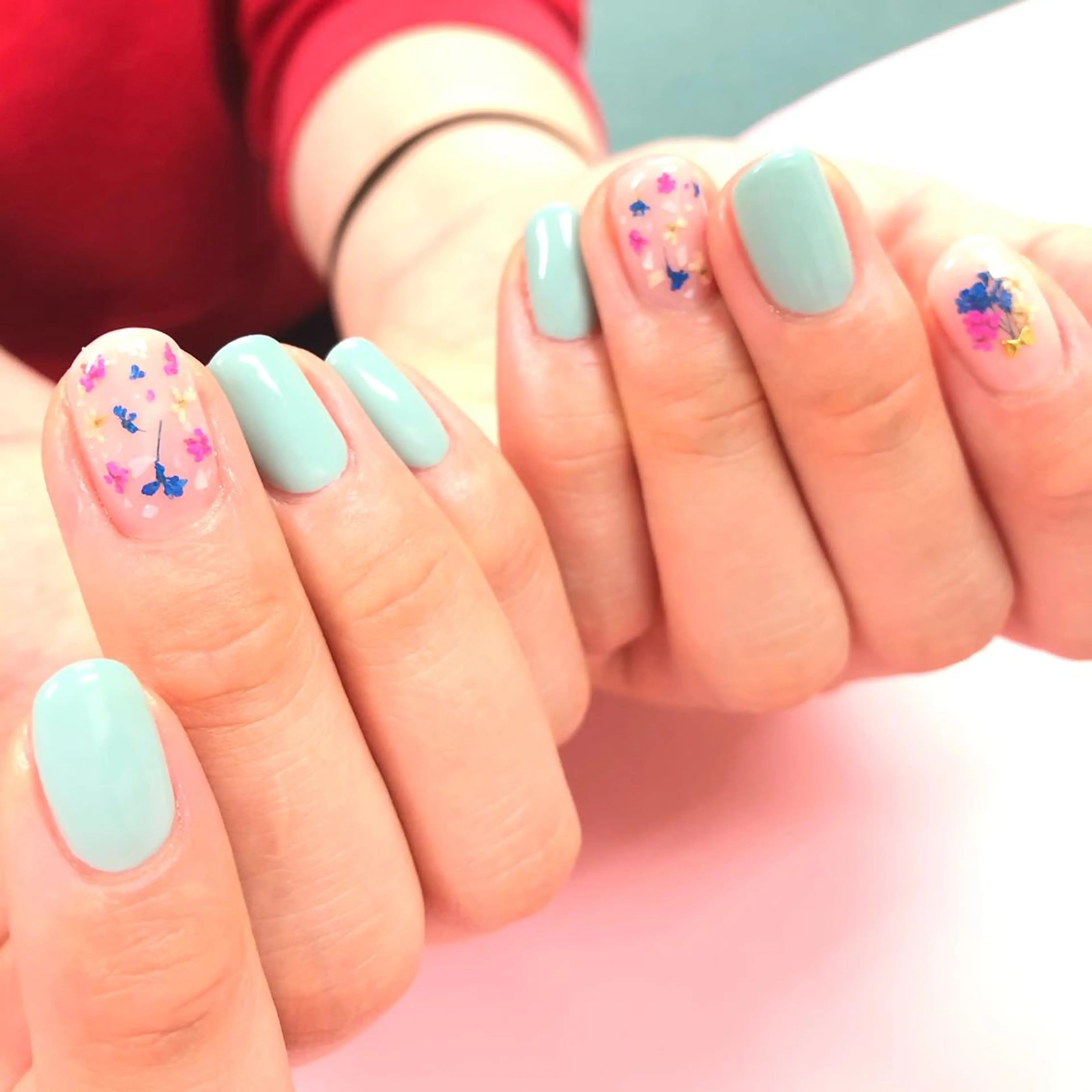 ネイル ユリシスネイル 担当近藤のネイルデザイン