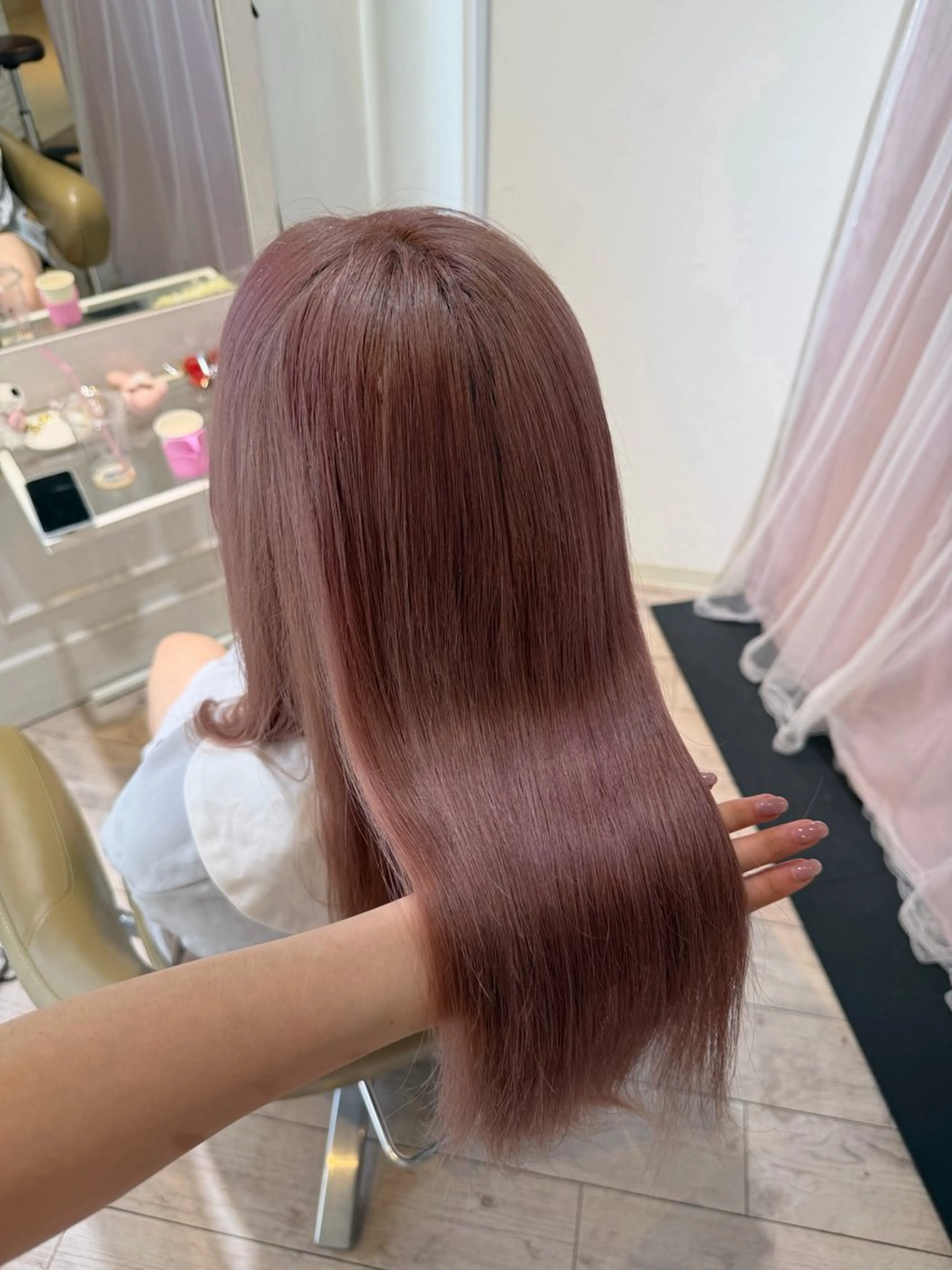 ロング カラー ピンクカラー ヘアカラー ハイトーン/アレンジ かなで⊹ ࣪ ˖⟡のヘアスタイル