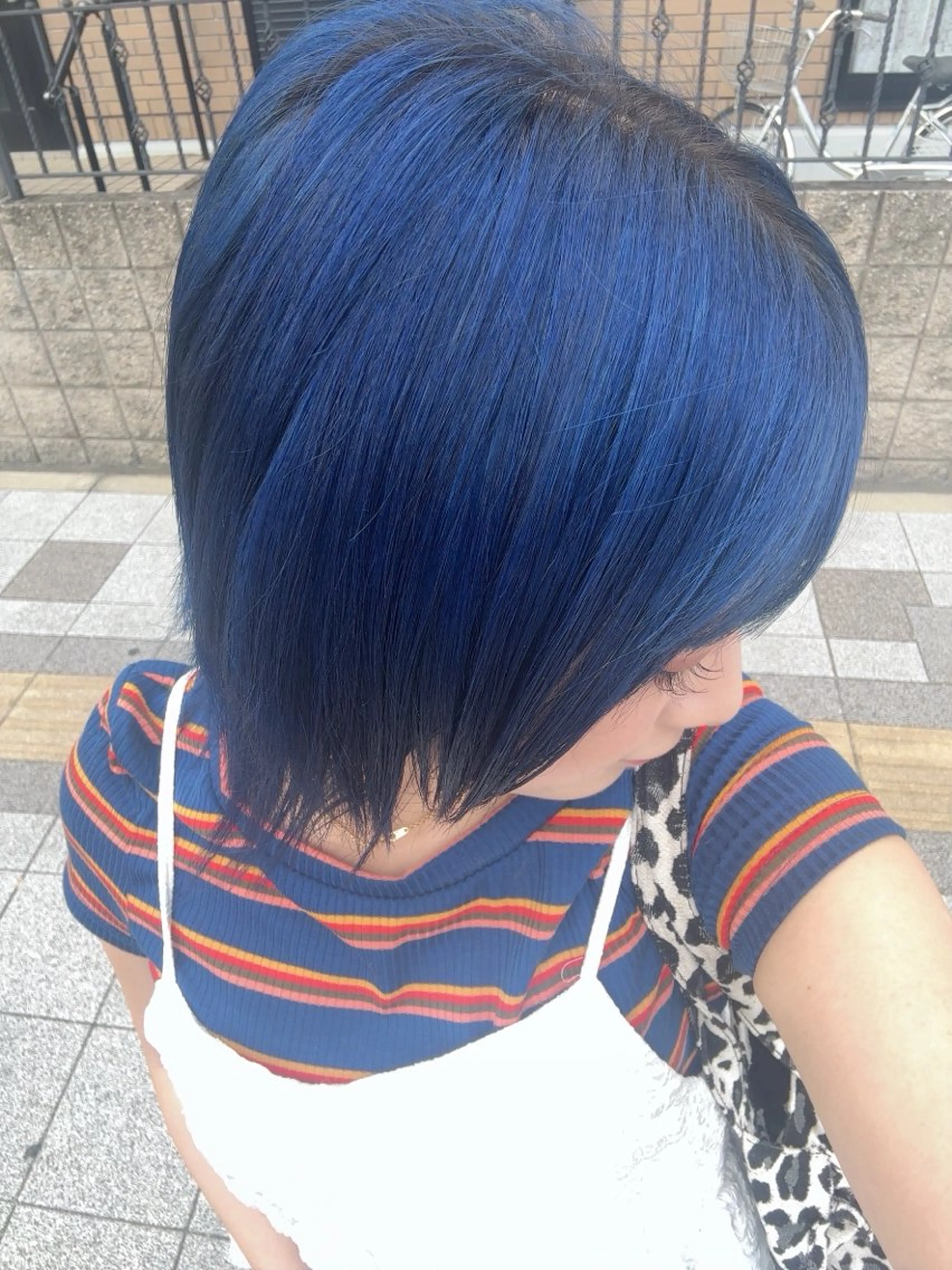 ショート 若生 神のヘアスタイル