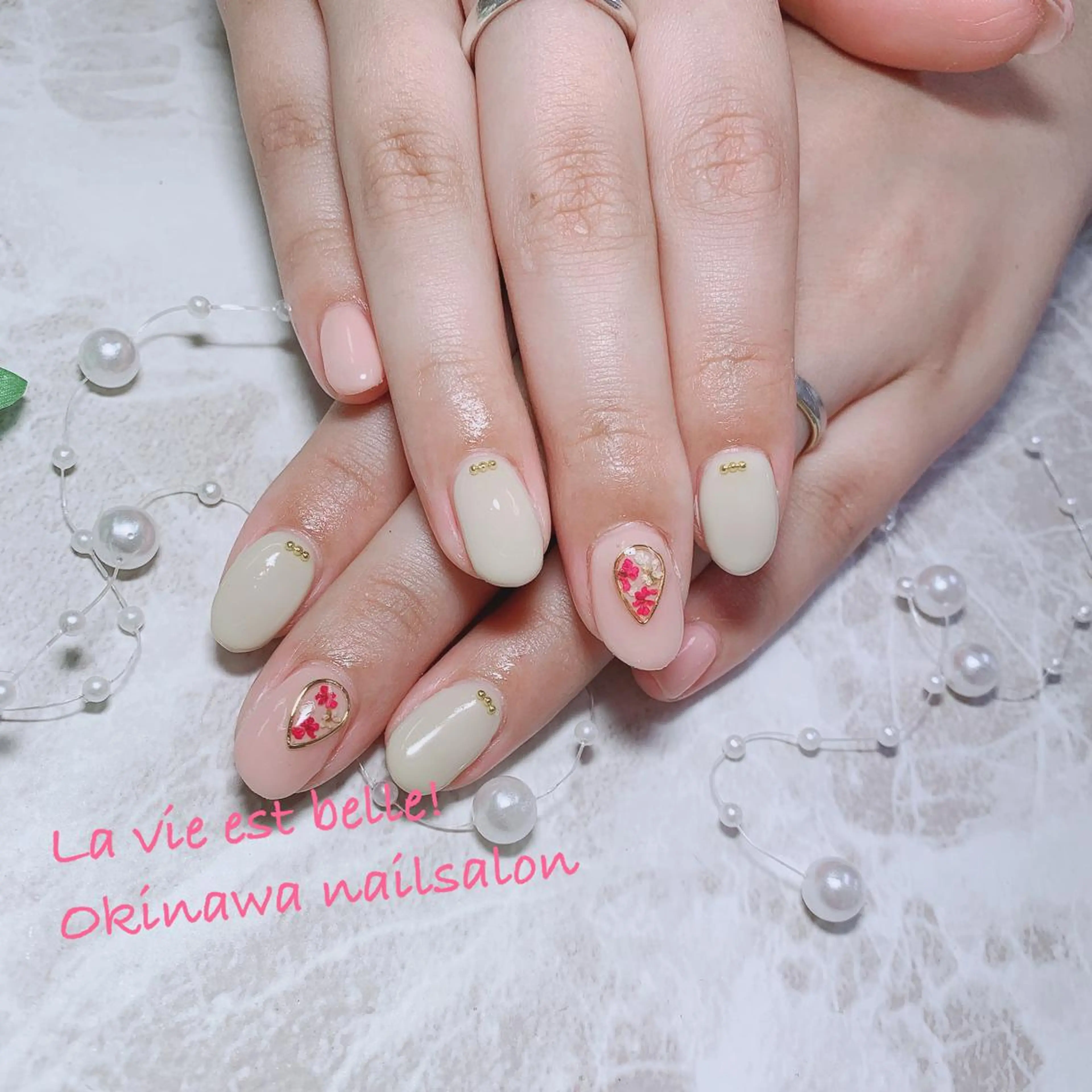 ネイル シンプルネイル アトリエ ラヴィエベルのネイルデザイン