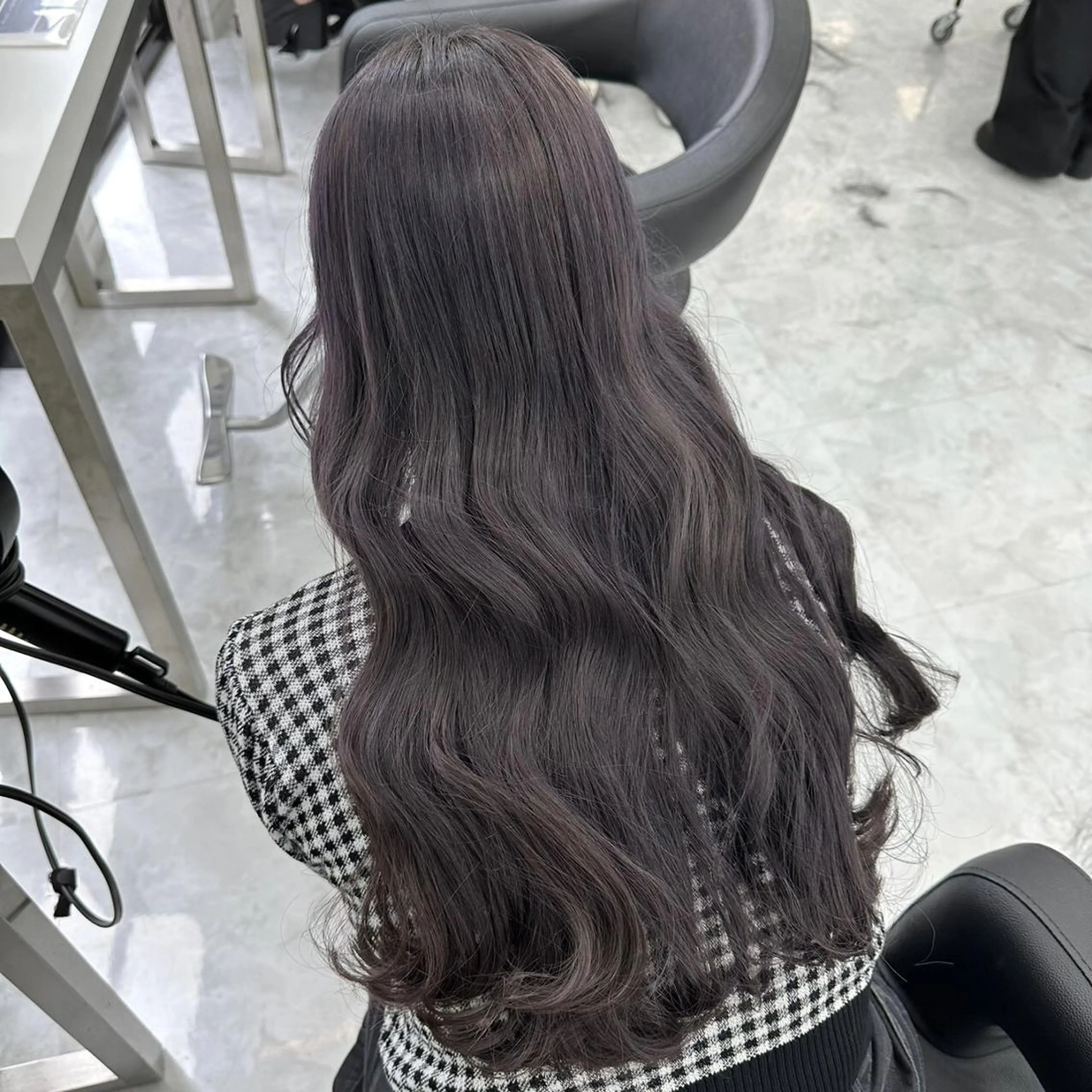 カラー 透明感カラー🫧 レイヤーカットのヘアスタイル