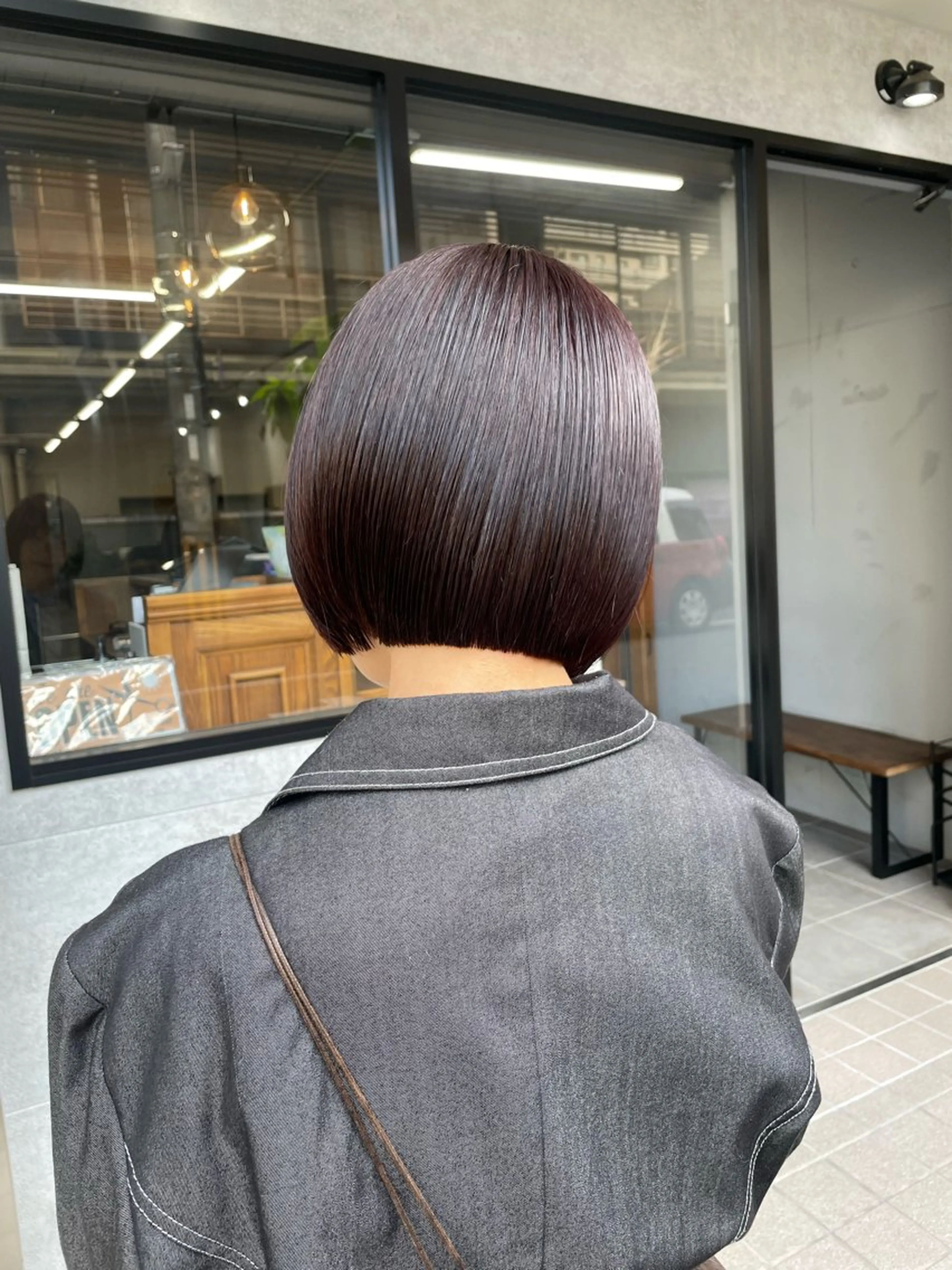 ショート カラー ボブ マツダ レンのヘアスタイル
