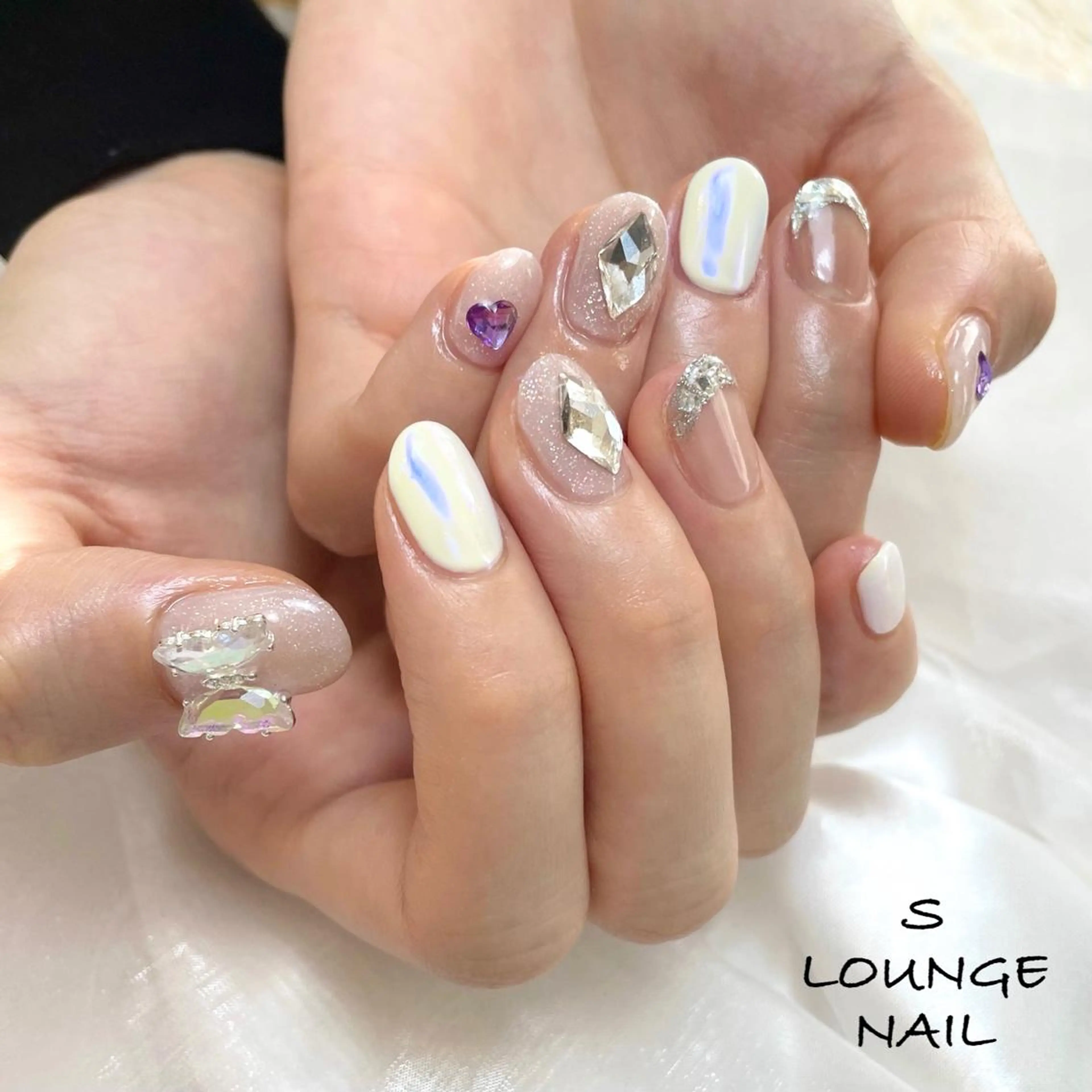 ネイル ハンドネイル フットネイル S LOUNGE NAIL所属・パーツたくさん🍓 SUMIのネイルデザイン