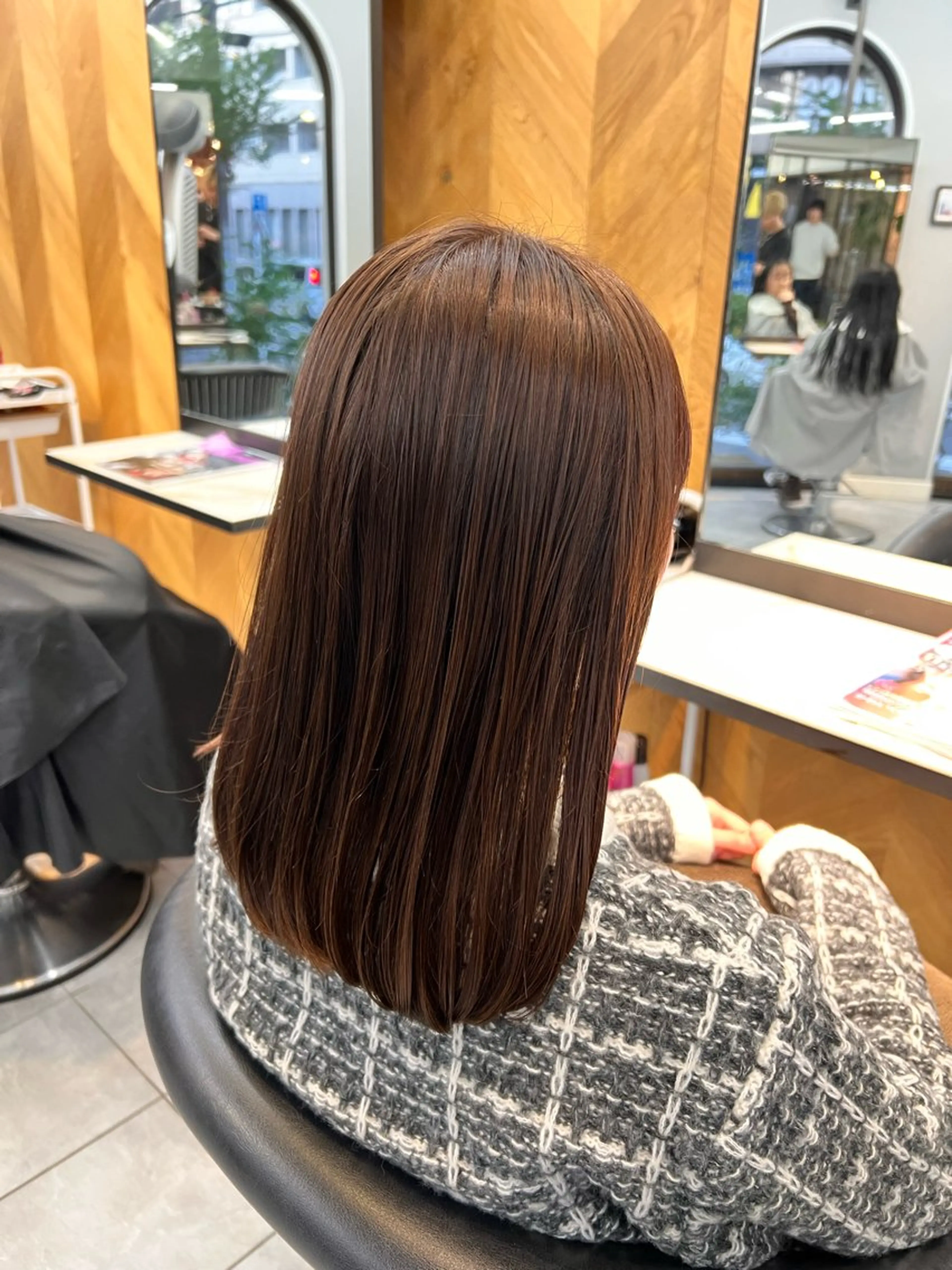 ミディアム カット ヘアカラー 佐藤 慧のヘアスタイル